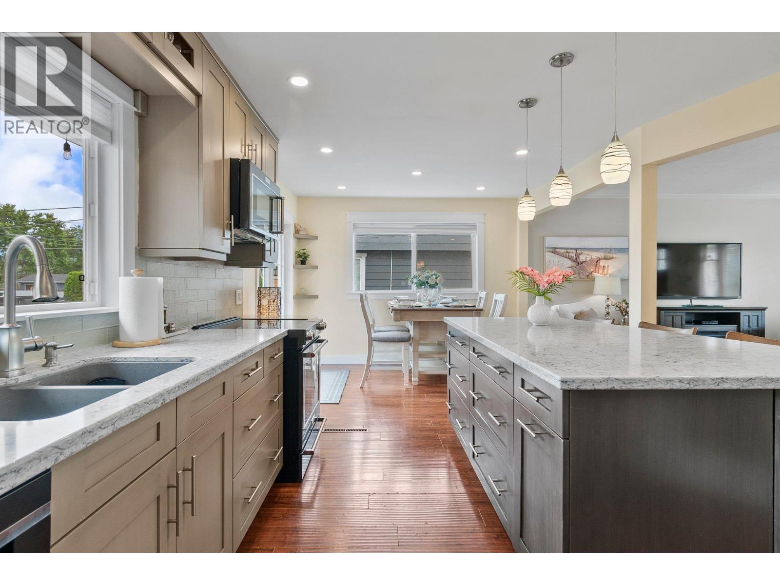 845 Richter Street, Kelowna, British Columbia  V1Y 2J9 - Photo 6 - 10379756