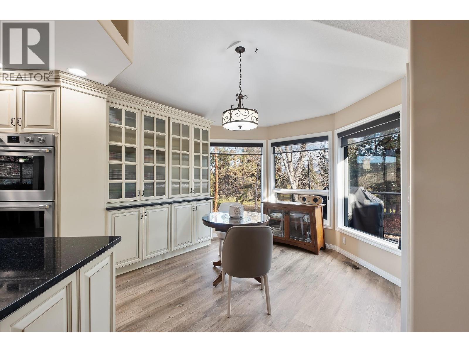 3907 Gallaghers Circle, Kelowna, British Columbia  V1W 3Z9 - Photo 13 - 10376125