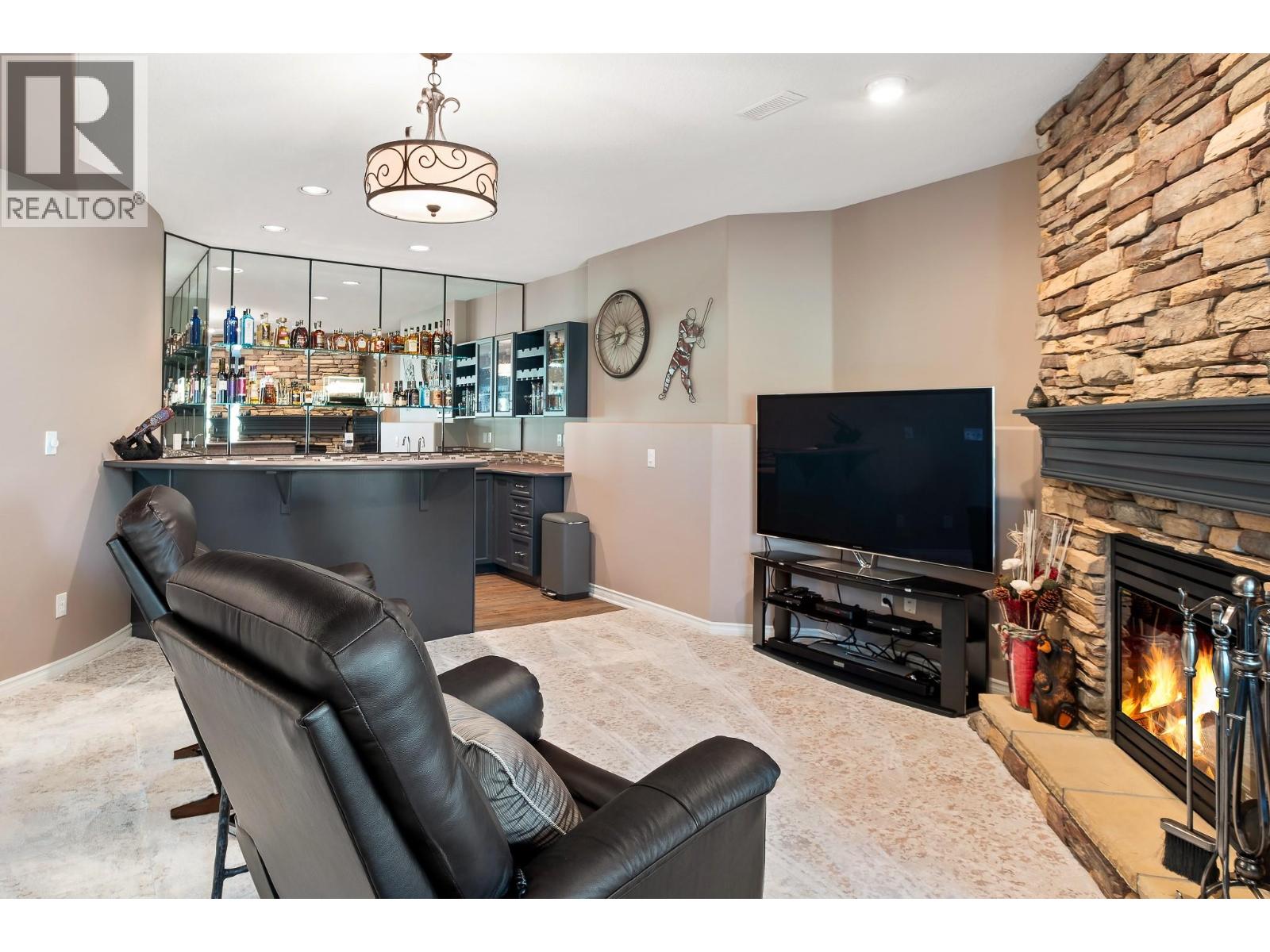 3907 Gallaghers Circle, Kelowna, British Columbia  V1W 3Z9 - Photo 34 - 10376125