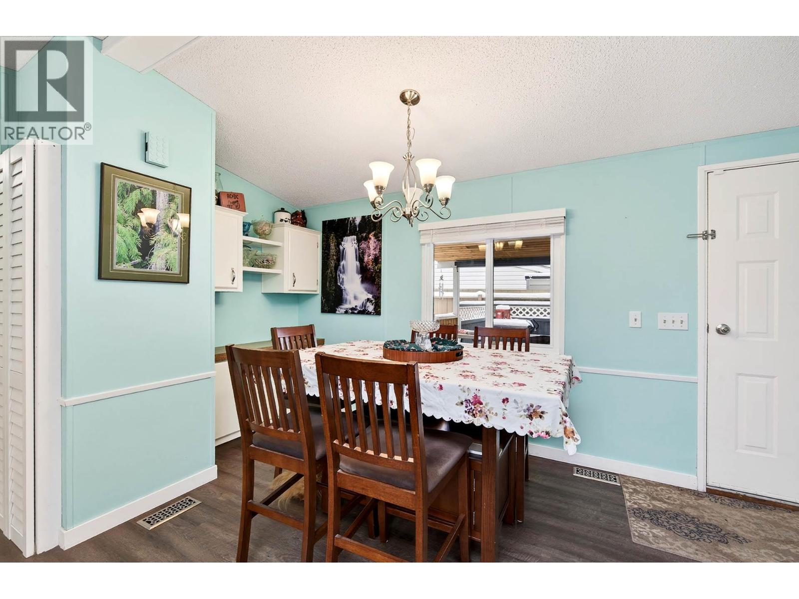 1555 Howe Road Unit# 8, Kamloops, British Columbia  V1S 1N1 - Photo 4 - 10379611