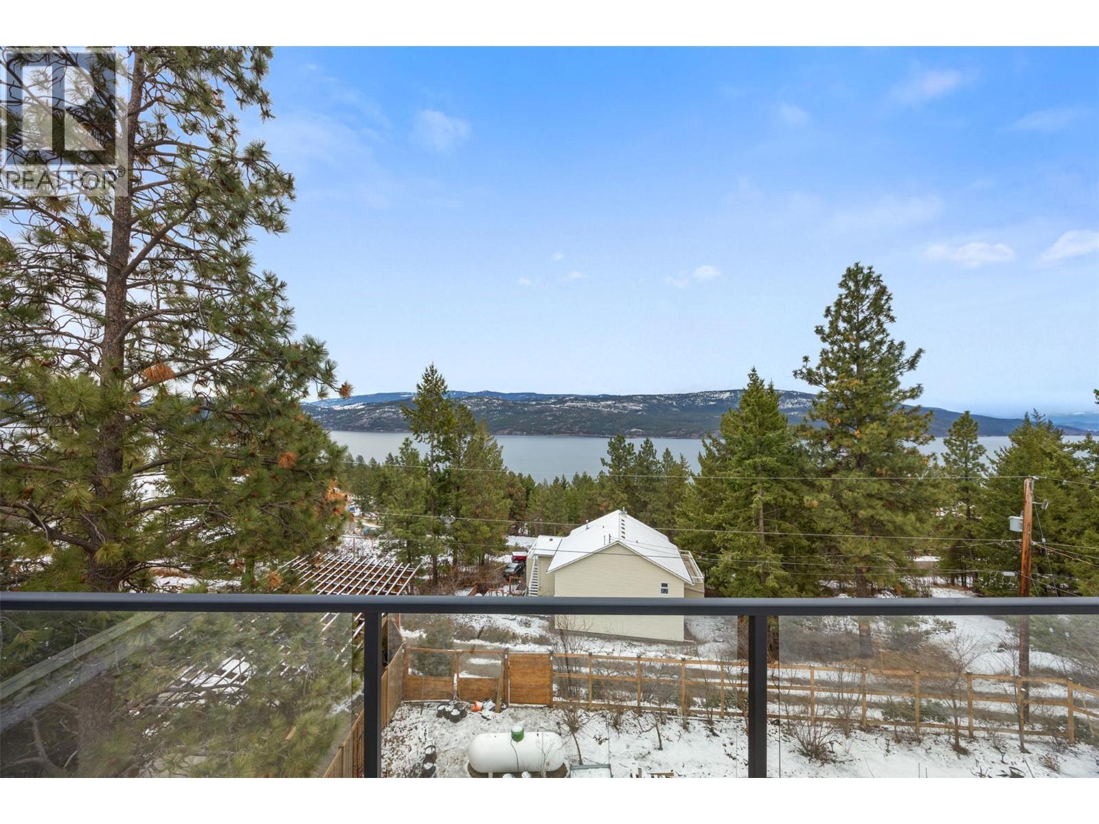 571 Mountain Drive, Vernon, British Columbia  V1H 2B7 - Photo 13 - 10378143