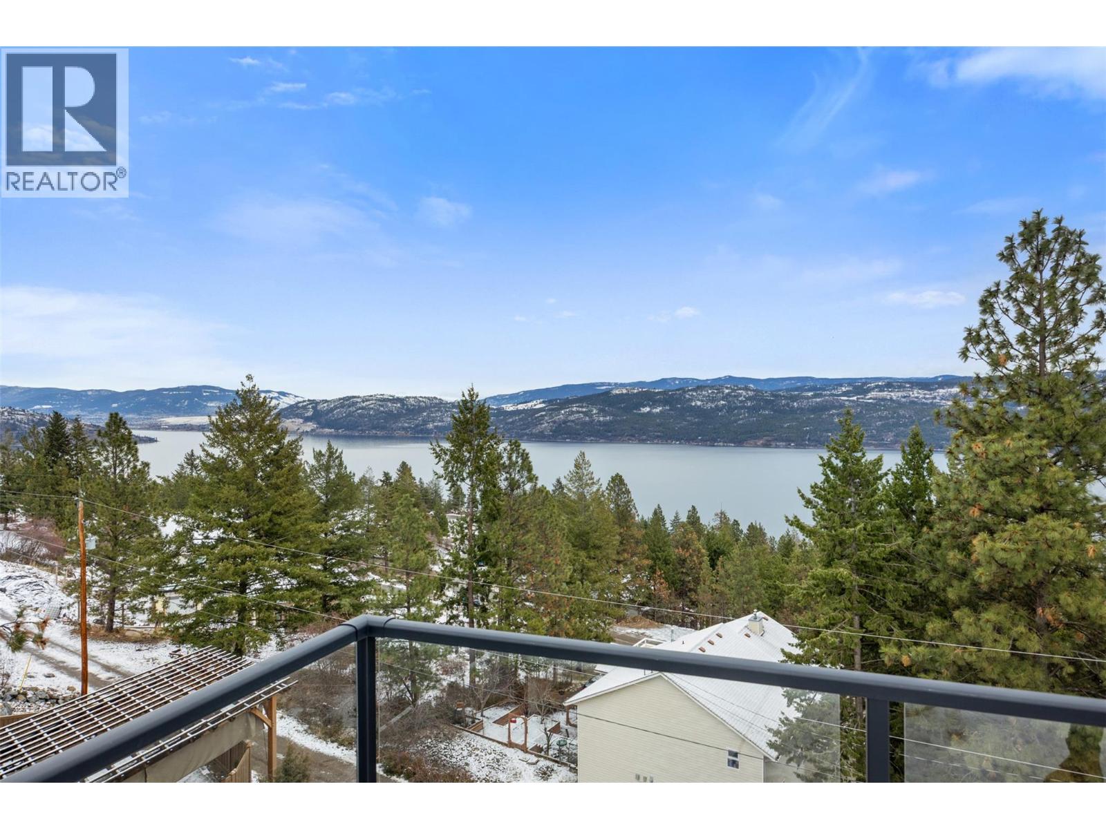 571 Mountain Drive, Vernon, British Columbia  V1H 2B7 - Photo 8 - 10378143