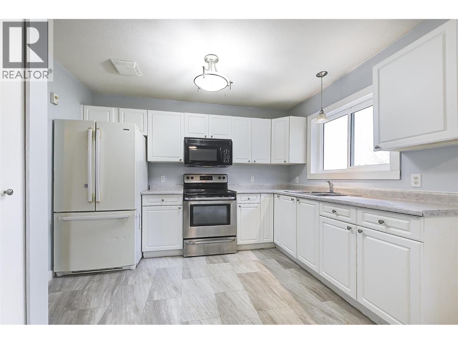 2732 Riffington Place, West Kelowna, British Columbia  V1Z 3L1 - Photo 10 - 10379763