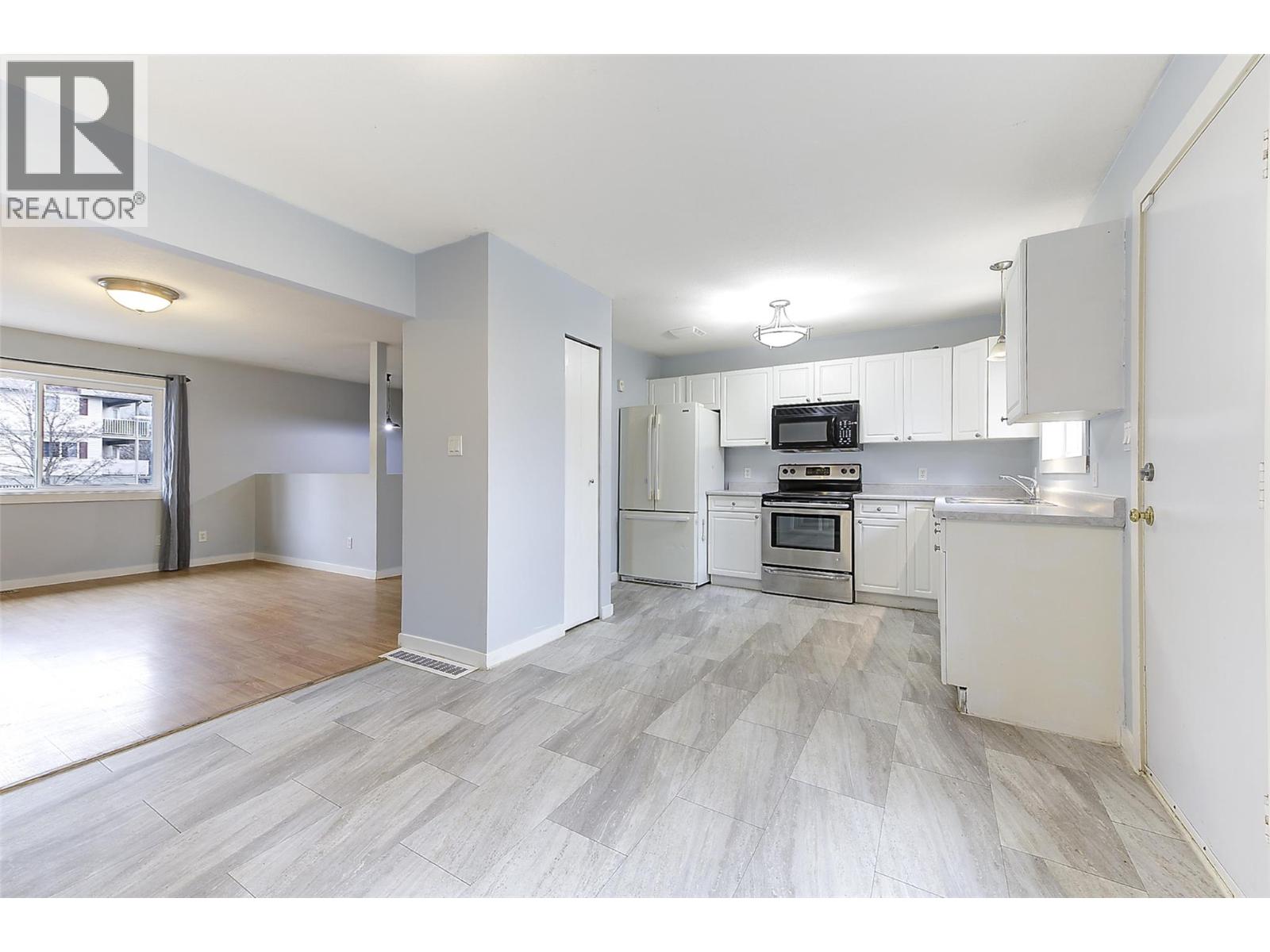 2732 Riffington Place, West Kelowna, British Columbia  V1Z 3L1 - Photo 9 - 10379763