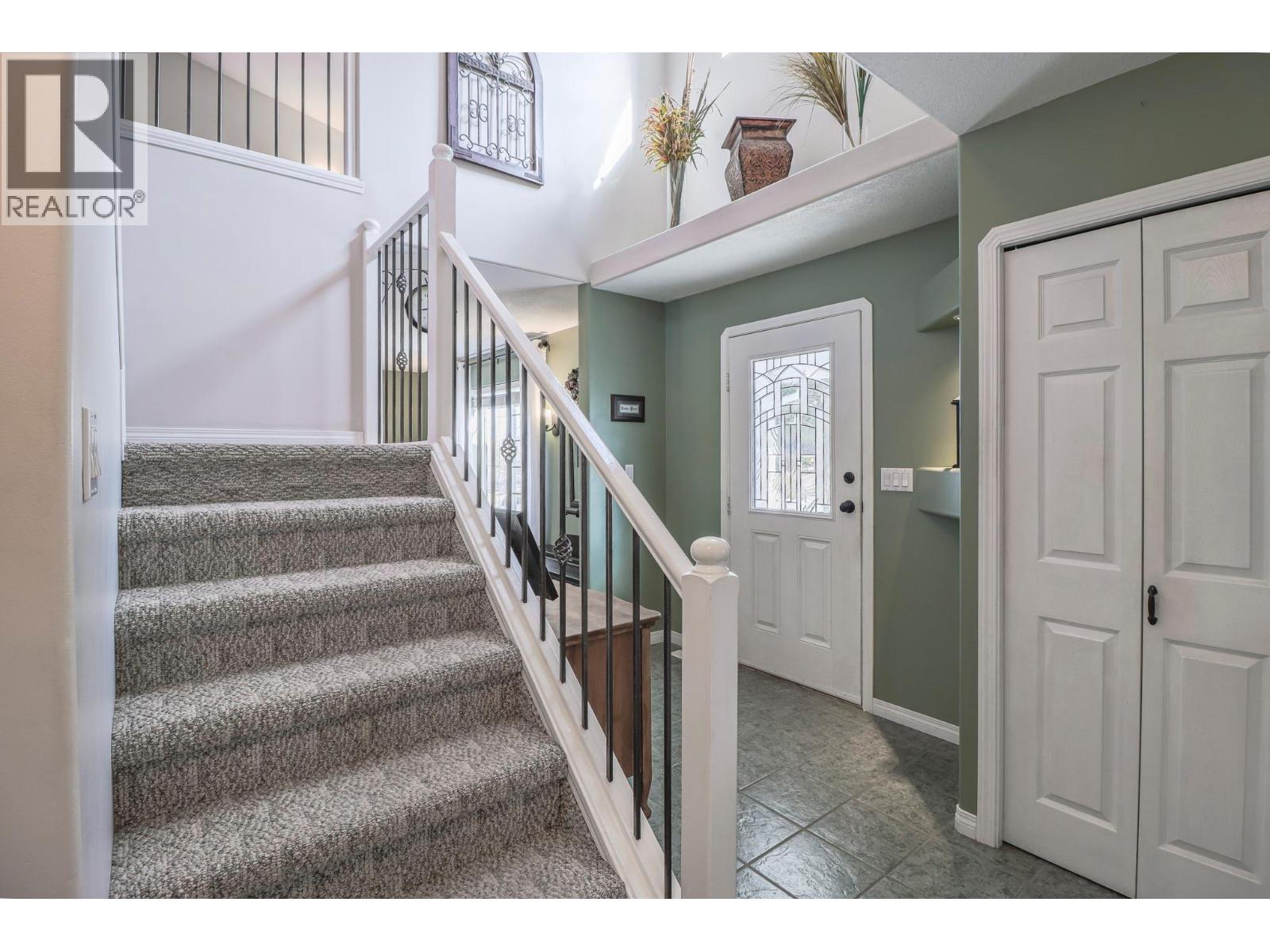 1715 15th Avenue S, Cranbrook, British Columbia  V1C 4N5 - Photo 8 - 10379591