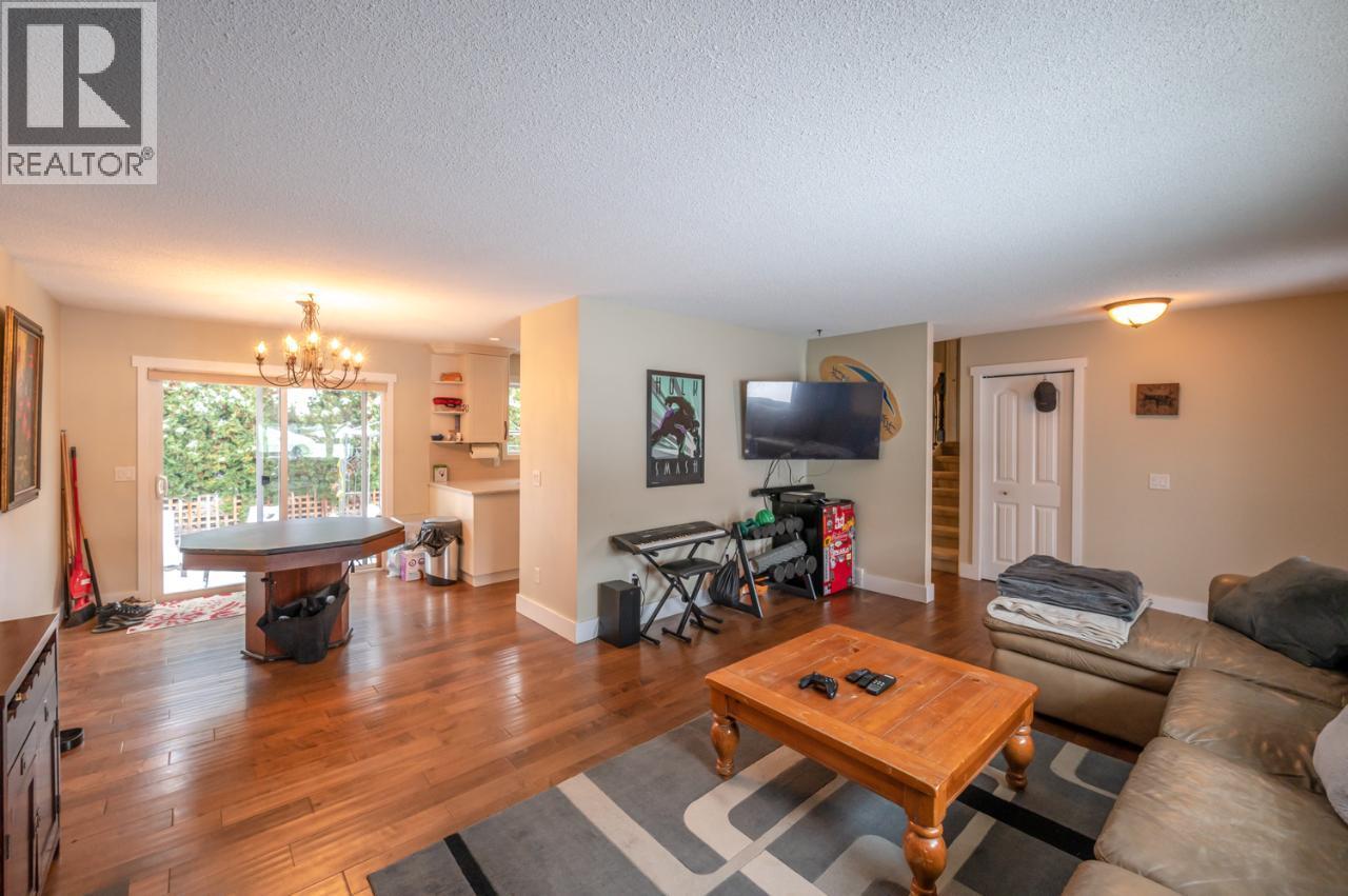 668 Tozer Avenue, Kelowna, British Columbia  V1W 2A5 - Photo 5 - 10379779