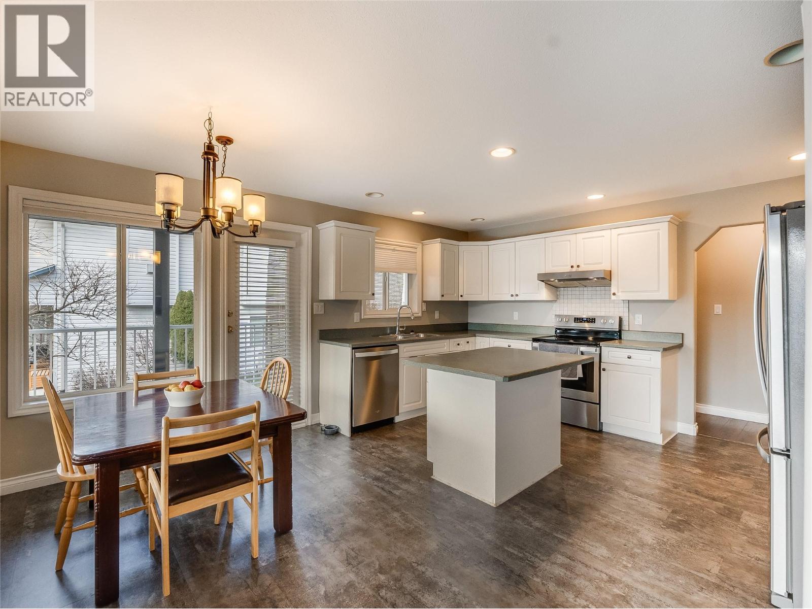 1479 37th Street, Castlegar, British Columbia  V1N 4J5 - Photo 23 - 10378028