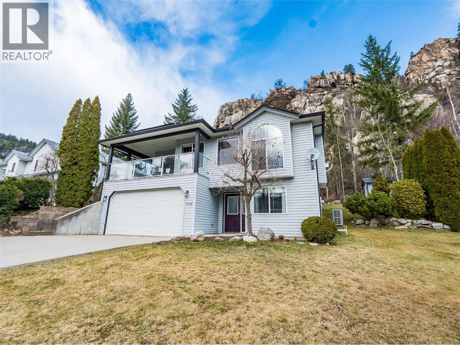 1479 37th Street, Castlegar, British Columbia  V1N 4J5 - Photo 4 - 10378028