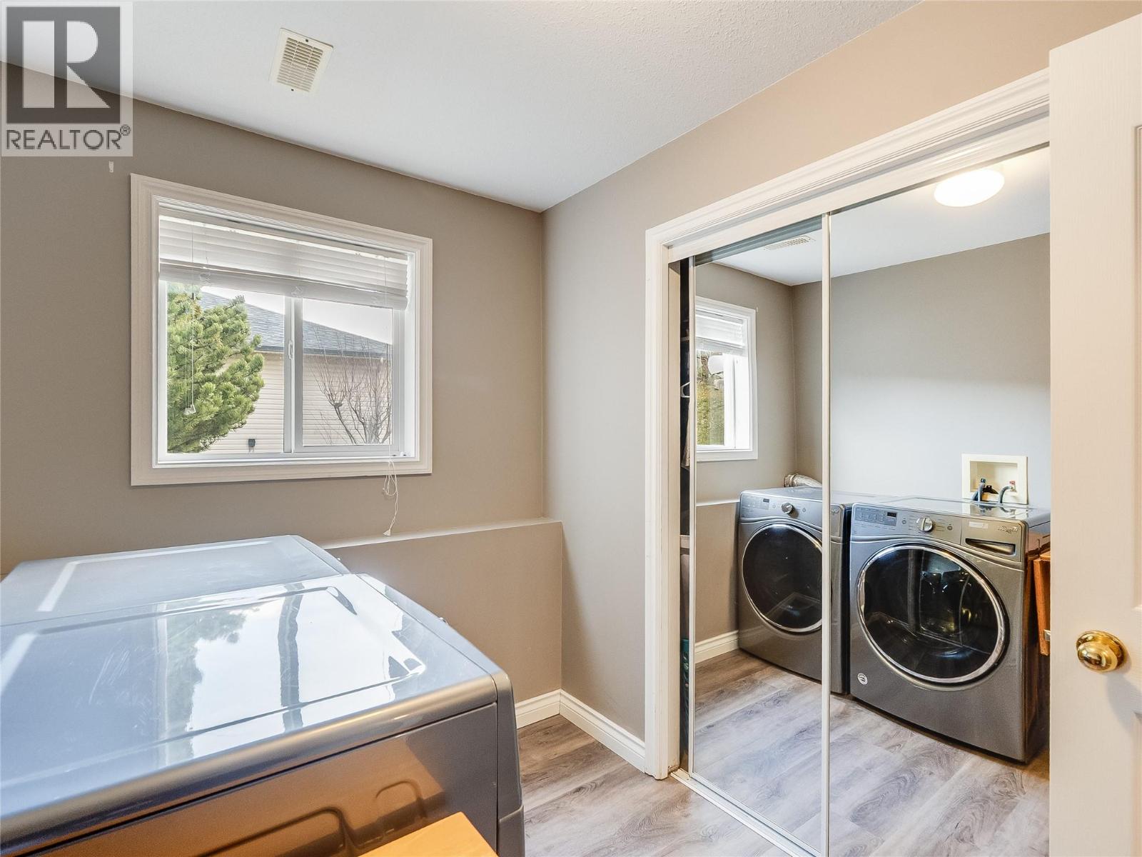 1479 37th Street, Castlegar, British Columbia  V1N 4J5 - Photo 44 - 10378028