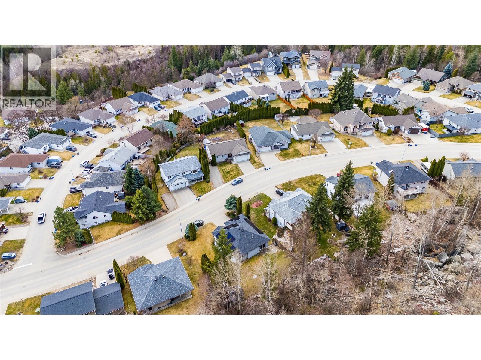 1479 37th Street, Castlegar, British Columbia  V1N 4J5 - Photo 64 - 10378028