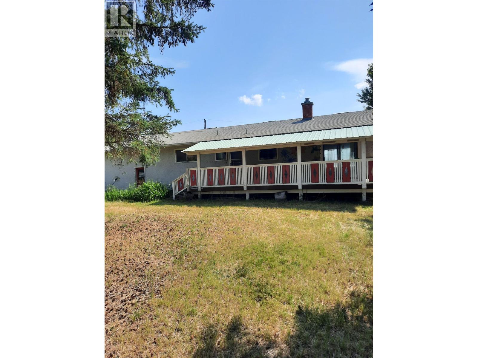 6045 Tower Road, Grand Forks, British Columbia  V0H 1H5 - Photo 3 - 10379780
