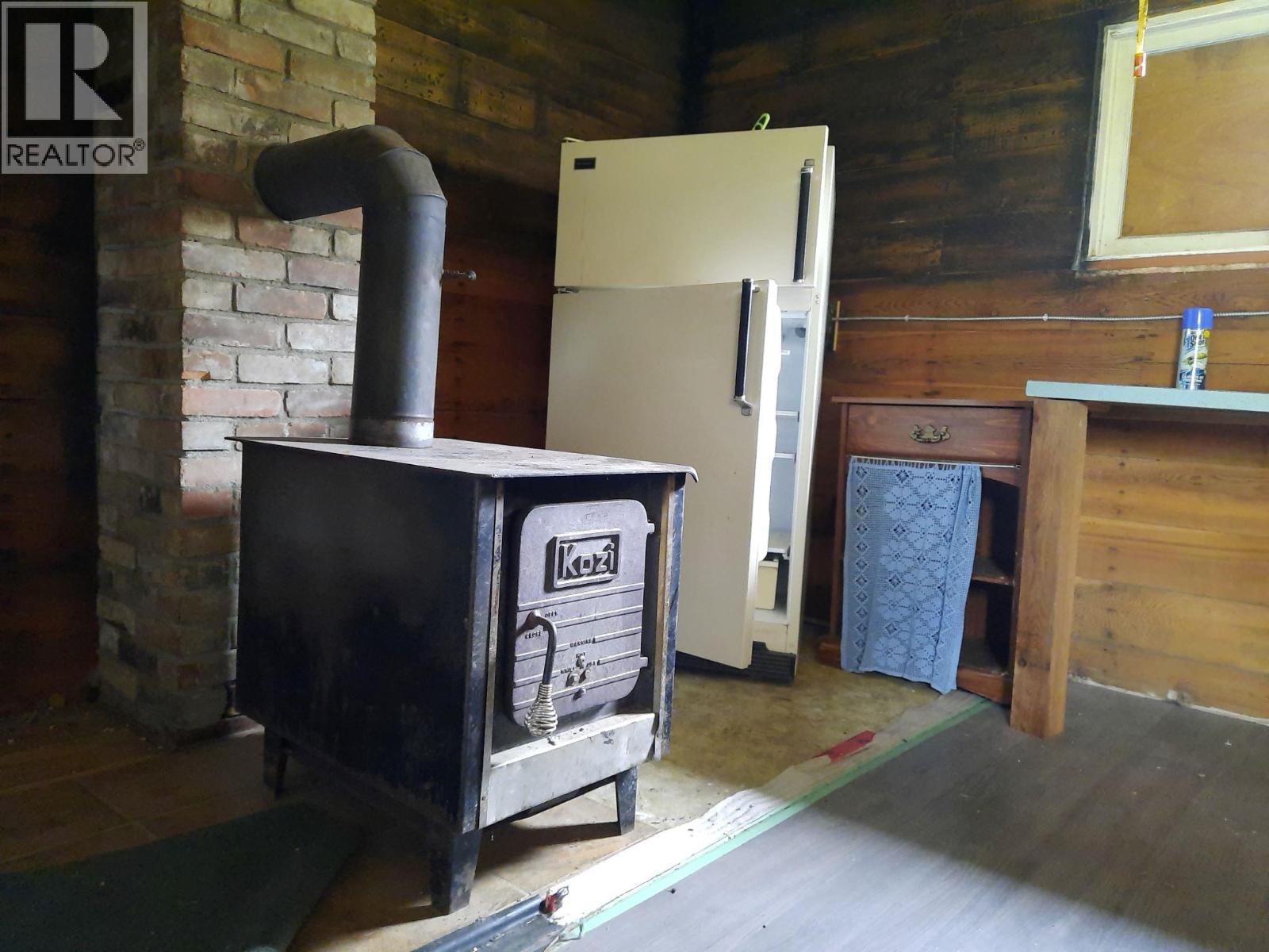 6045 Tower Road, Grand Forks, British Columbia  V0H 1H5 - Photo 31 - 10379780