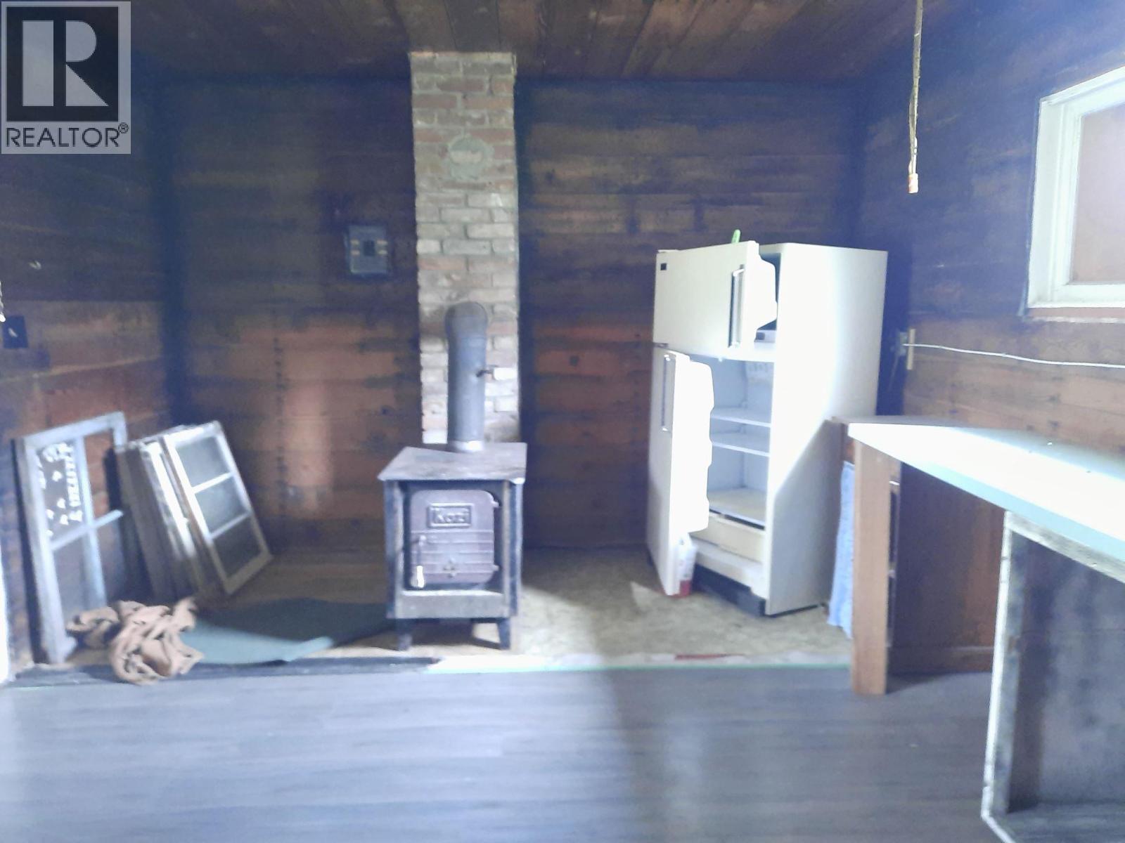 6045 Tower Road, Grand Forks, British Columbia  V0H 1H5 - Photo 32 - 10379780
