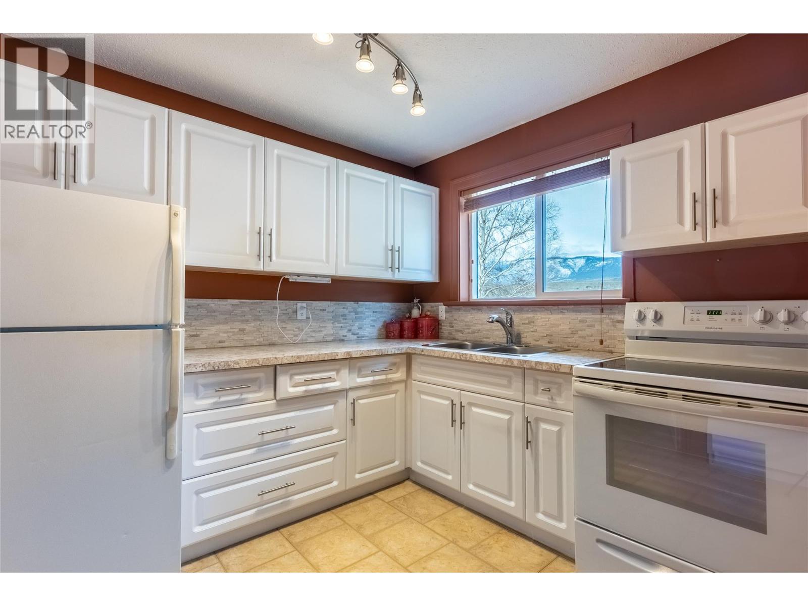 1500 Mesa Vista Drive Unit# 602, Ashcroft, British Columbia  V0K 1A0 - Photo 4 - 10379675