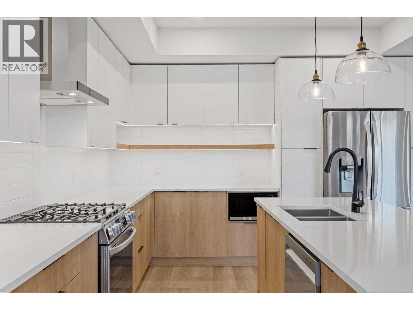 763 Patterson Avenue Lot# 2, Kelowna, British Columbia  V1Y 5C9 - Photo 3 - 10379375