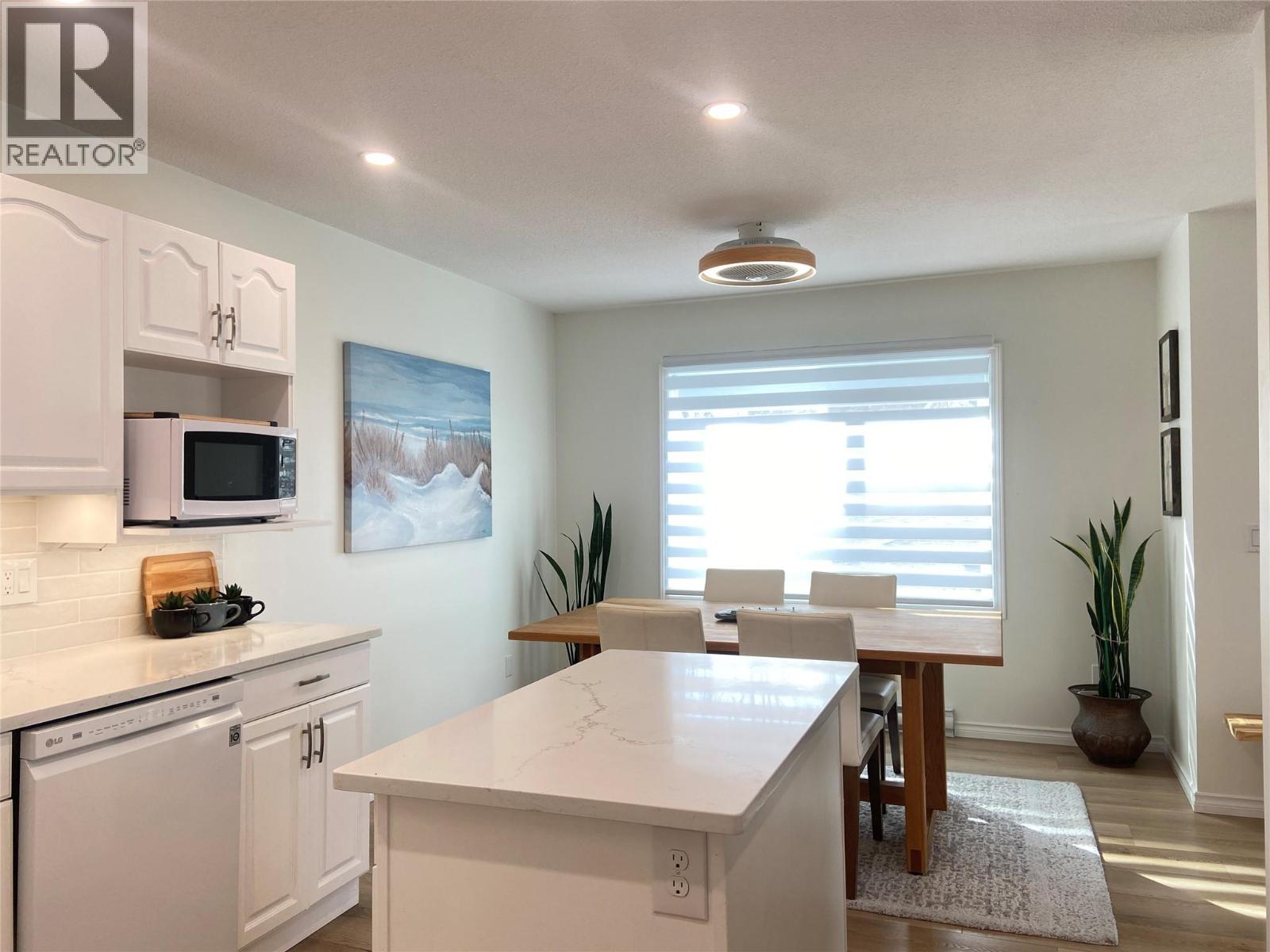 1249 Pacific Avenue Unit# 211, Kelowna, British Columbia  V1Y 5T5 - Photo 2 - 10343393