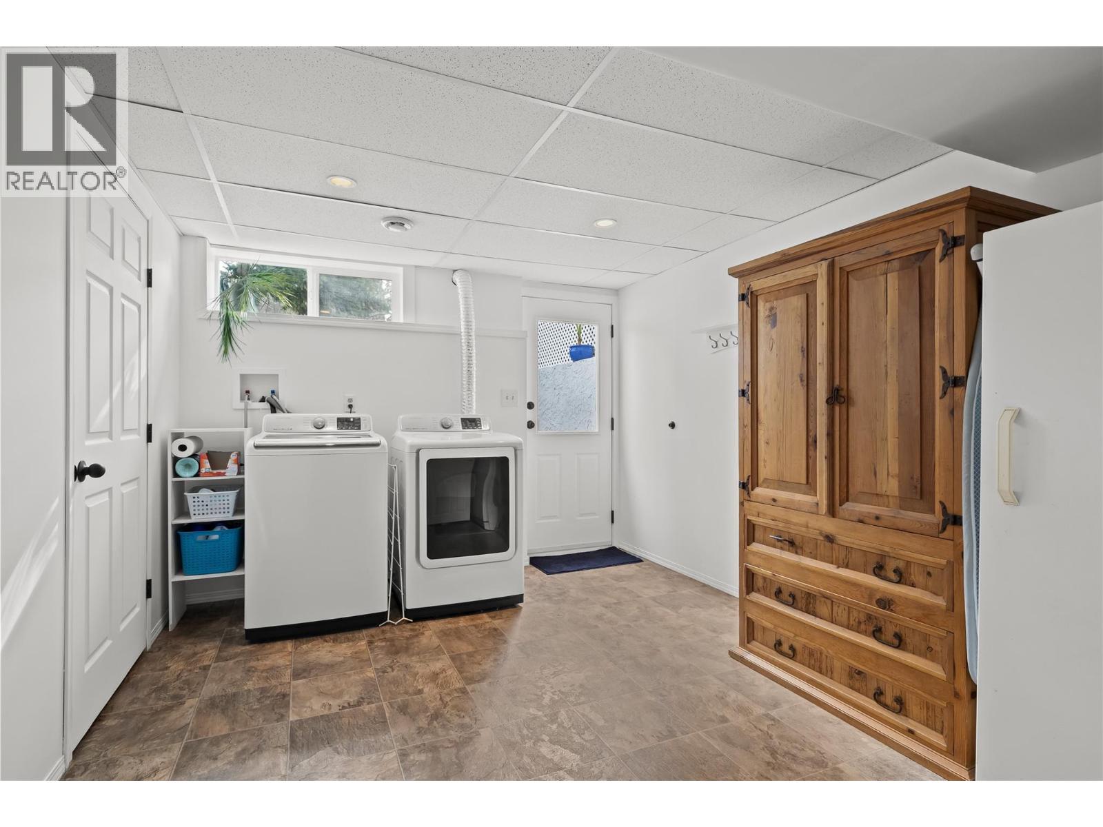 2355 Crestview Road, West Kelowna, British Columbia  V1Z 1Y9 - Photo 43 - 10379547