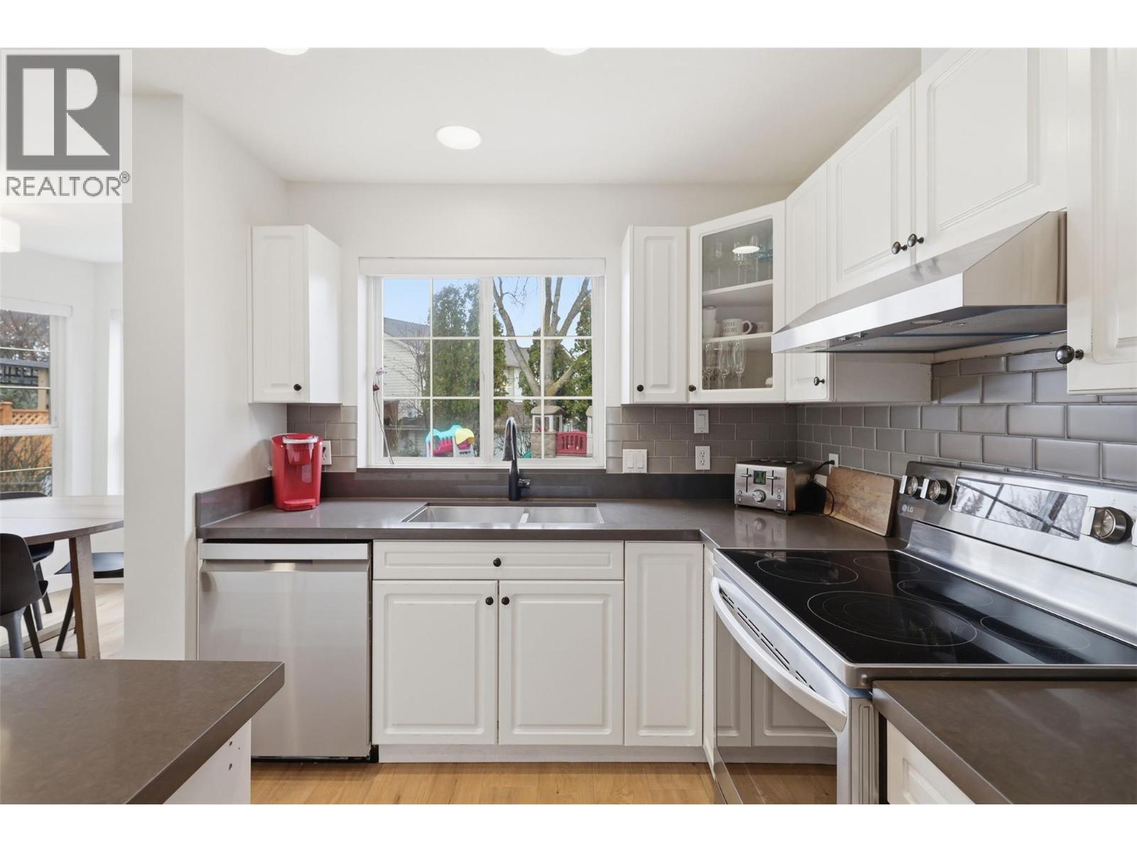 1948 Sheffield Way, Kamloops, British Columbia  V2E 2M2 - Photo 12 - 10379811