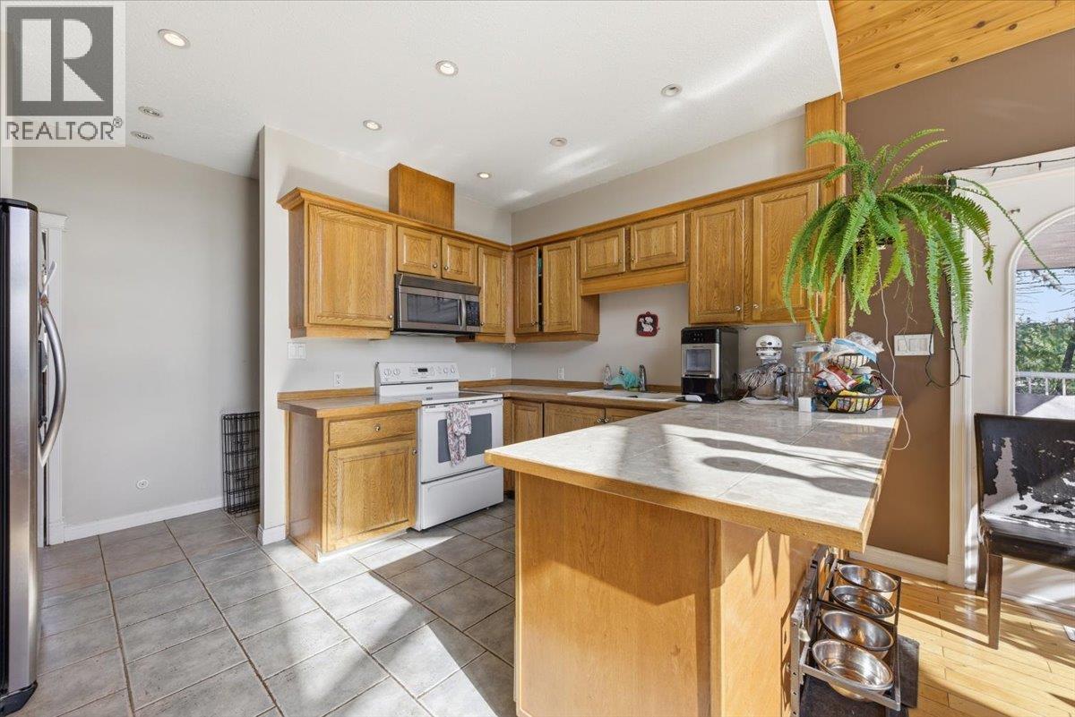 9515 Keithley Road, Vernon, British Columbia  V1H 2E5 - Photo 5 - 10378070
