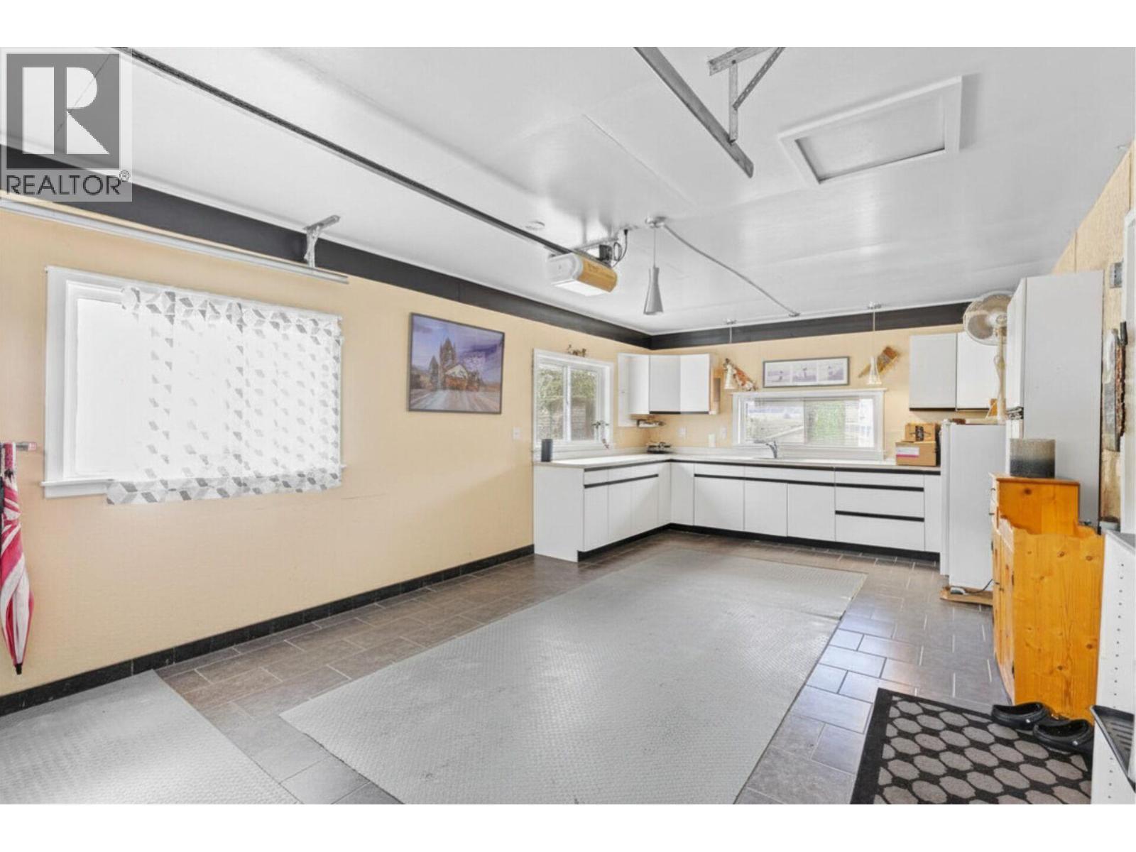 10678 Cheryl Road, Lake Country, British Columbia  V4V 1W3 - Photo 42 - 10377661