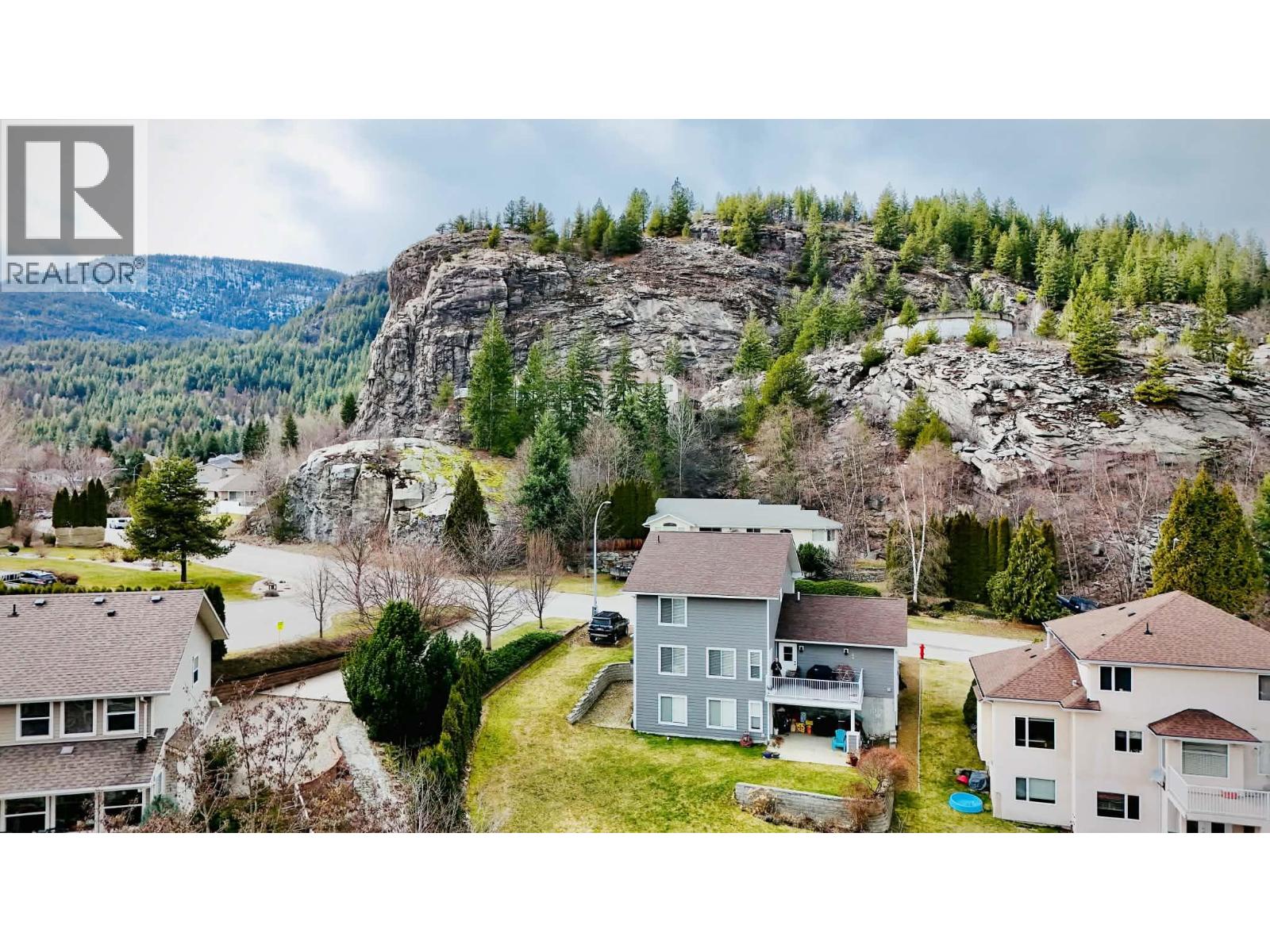 3583 14th Avenue, Castlegar, British Columbia  V1N 4J2 - Photo 69 - 10379202
