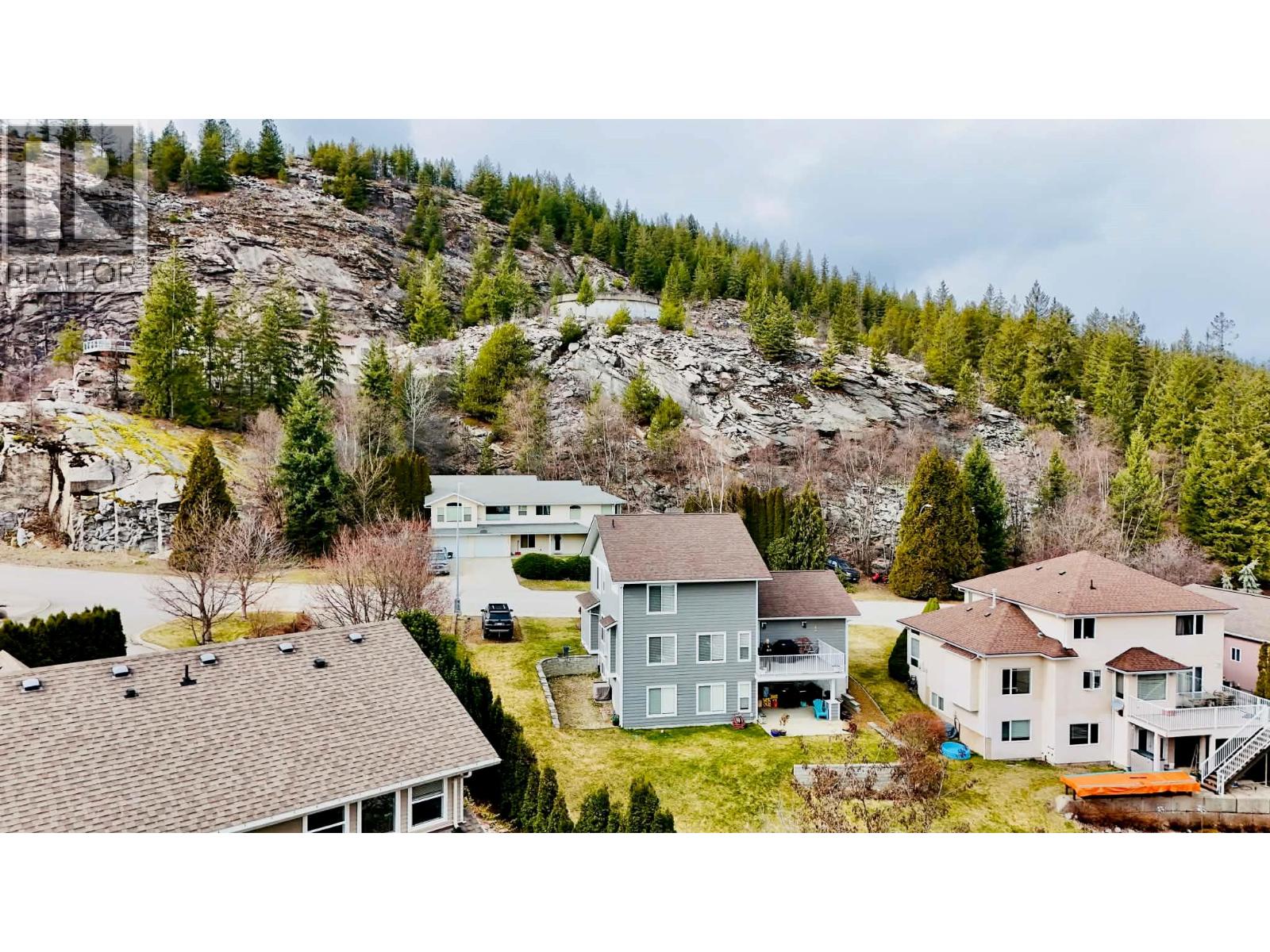 3583 14th Avenue, Castlegar, British Columbia  V1N 4J2 - Photo 70 - 10379202