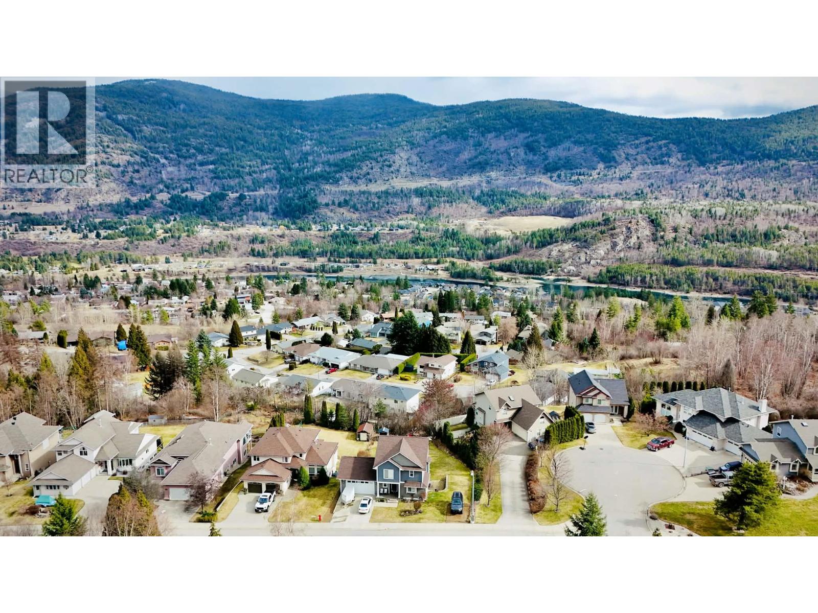 3583 14th Avenue, Castlegar, British Columbia  V1N 4J2 - Photo 8 - 10379202