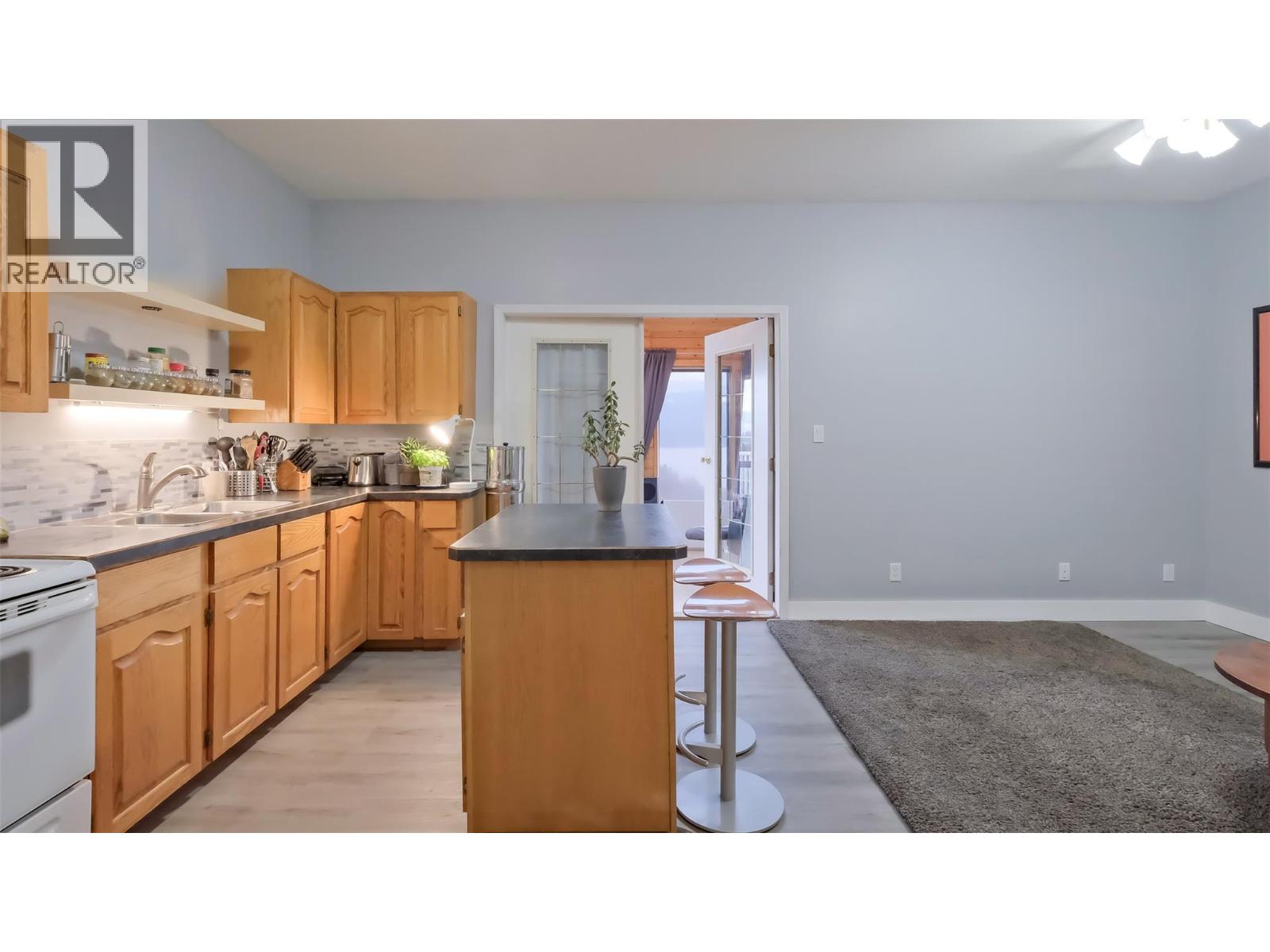 1108 Menu Road, West Kelowna, British Columbia  V1Z 2J5 - Photo 29 - 10379603