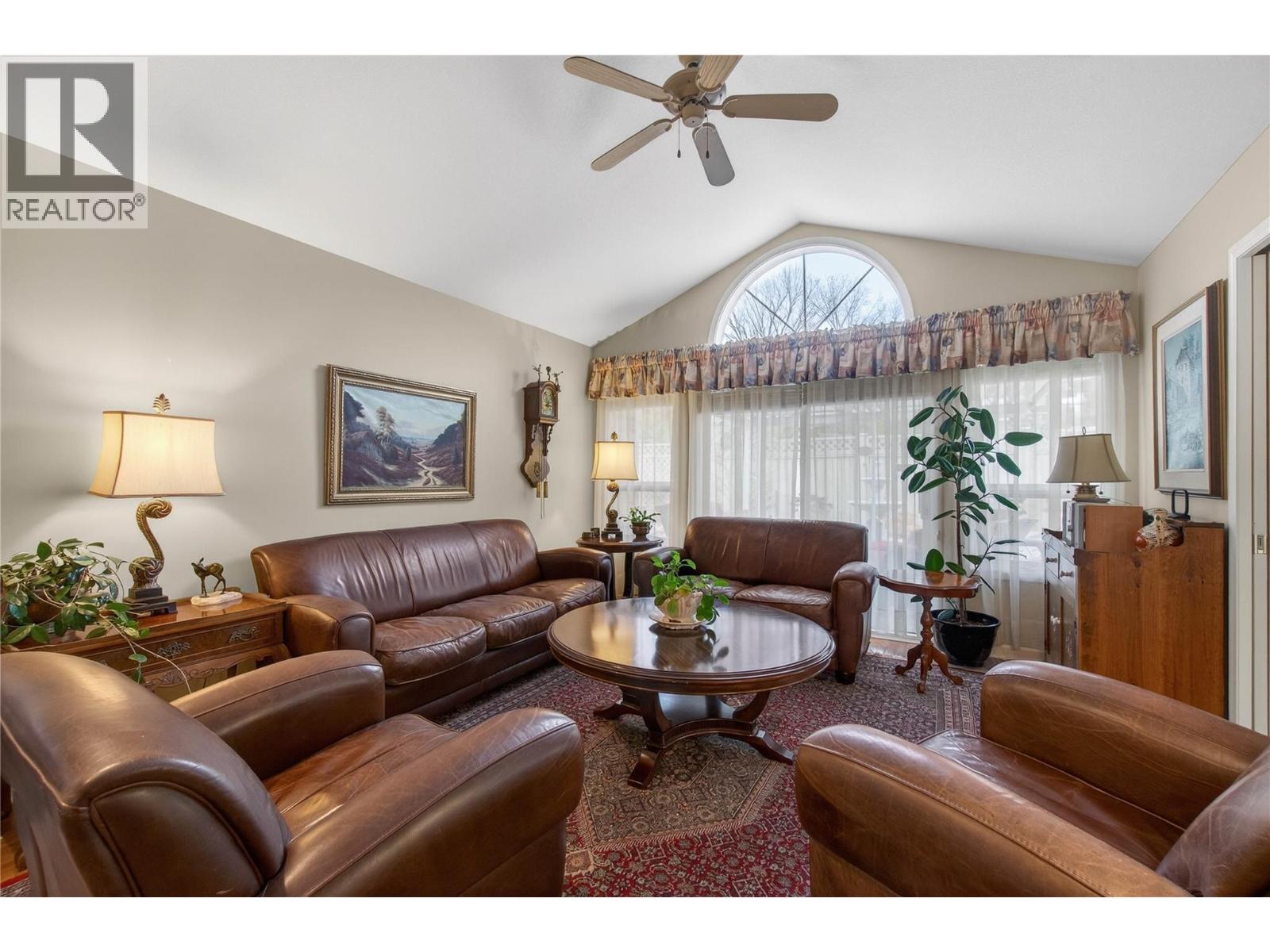 4640 13 Street Ne, Salmon Arm, British Columbia  V1E 1E3 - Photo 10 - 10379537