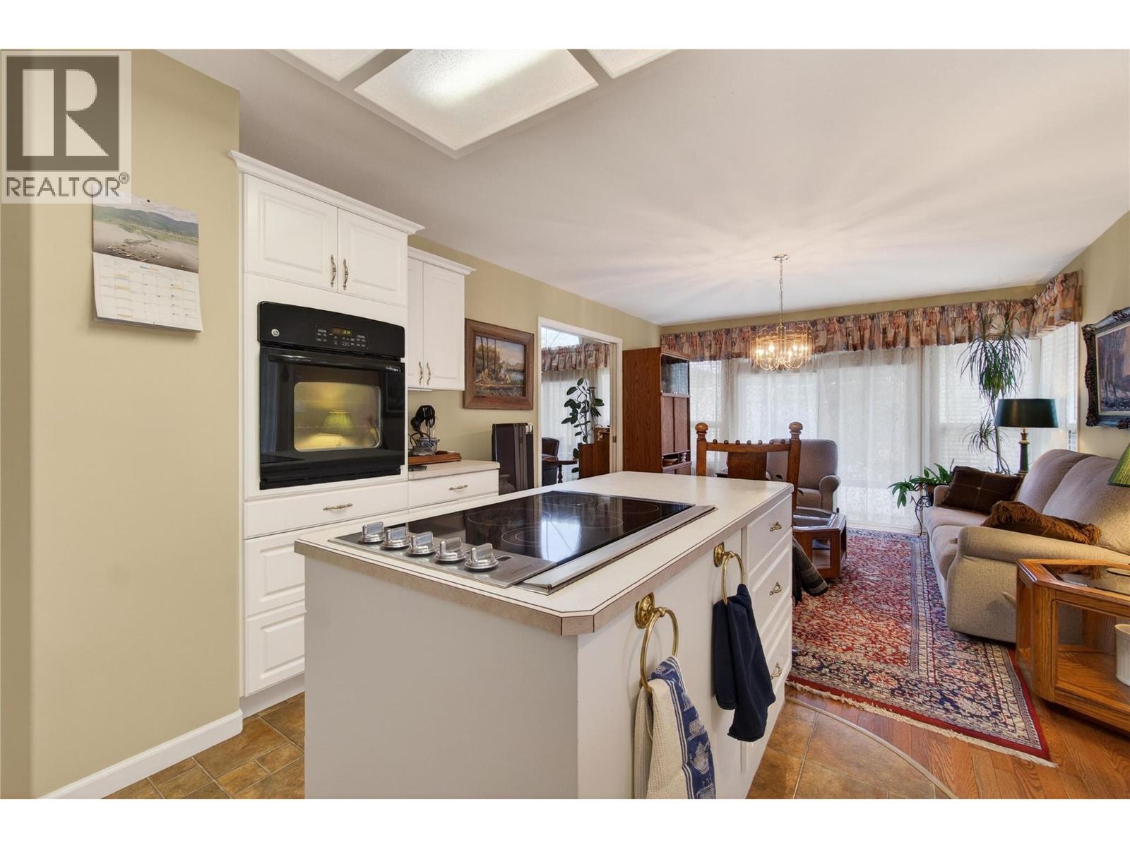 4640 13 Street Ne, Salmon Arm, British Columbia  V1E 1E3 - Photo 22 - 10379537