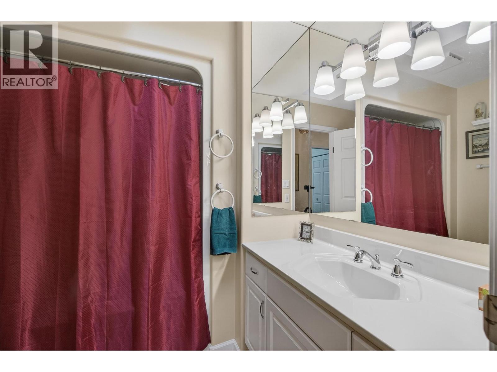 4640 13 Street Ne, Salmon Arm, British Columbia  V1E 1E3 - Photo 35 - 10379537