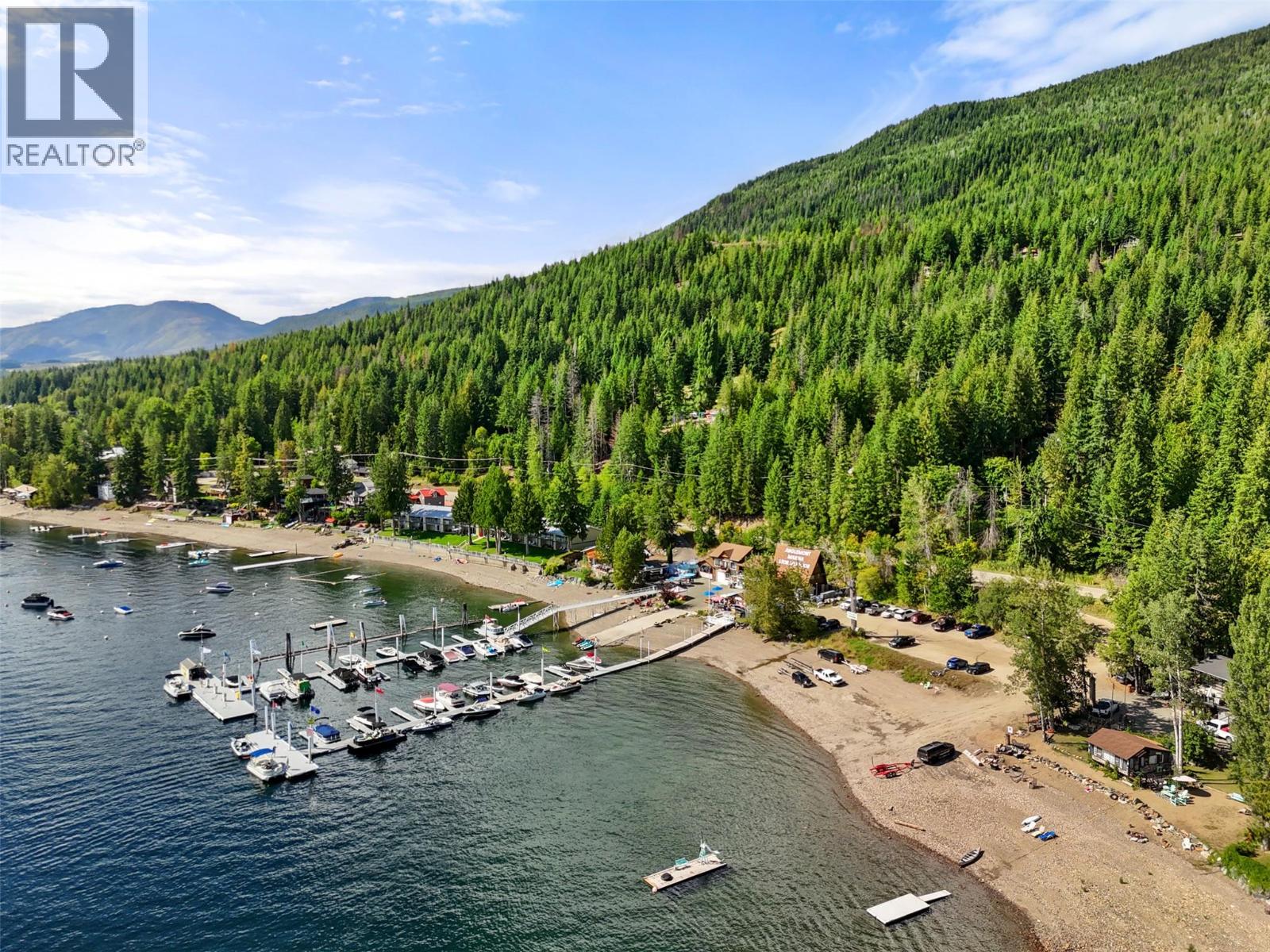 7455 Stampede Trail, Anglemont, British Columbia  V0E 1M8 - Photo 40 - 10379803