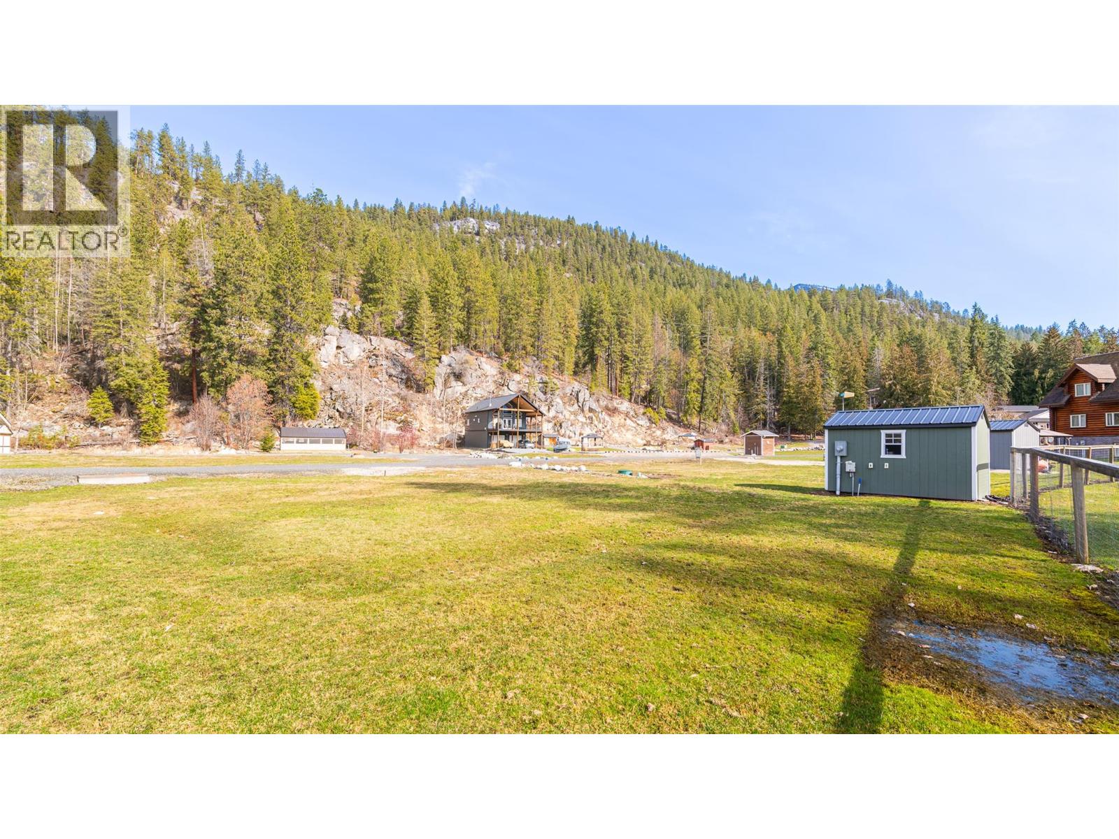 280 Laguna Crescent, Twin Bays, British Columbia  V0B 1A1 - Photo 4 - 10379527