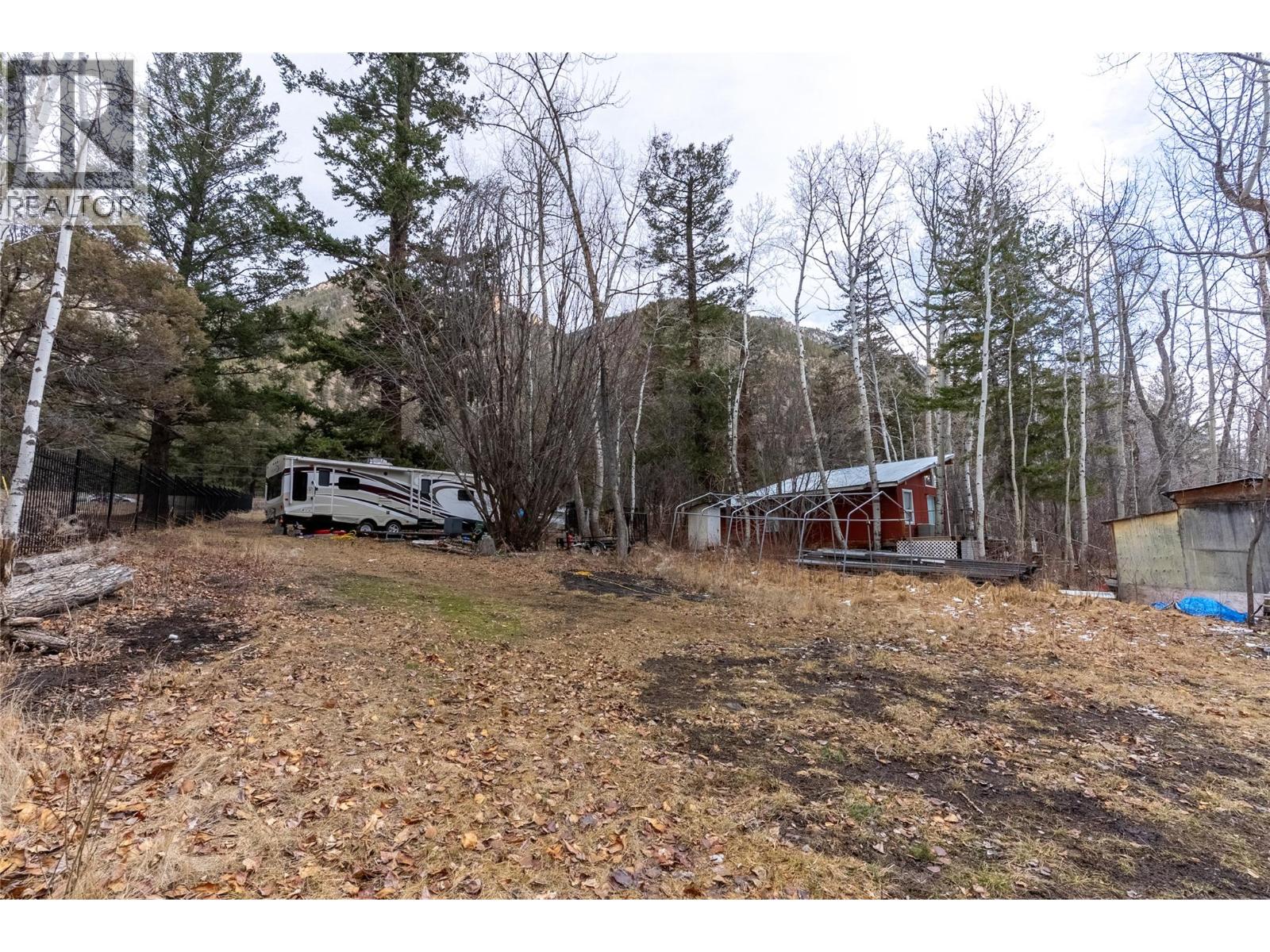 240 Smith Road, Lillooet, British Columbia  V0K 2H0 - Photo 47 - 10379612