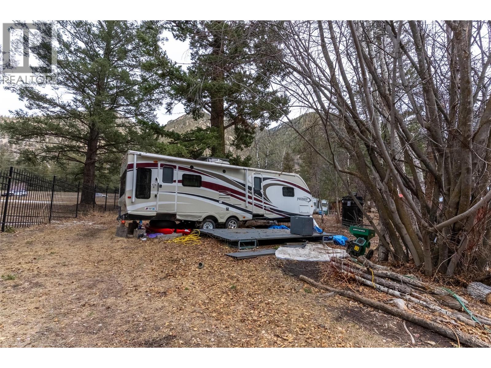 240 Smith Road, Lillooet, British Columbia  V0K 2H0 - Photo 50 - 10379612