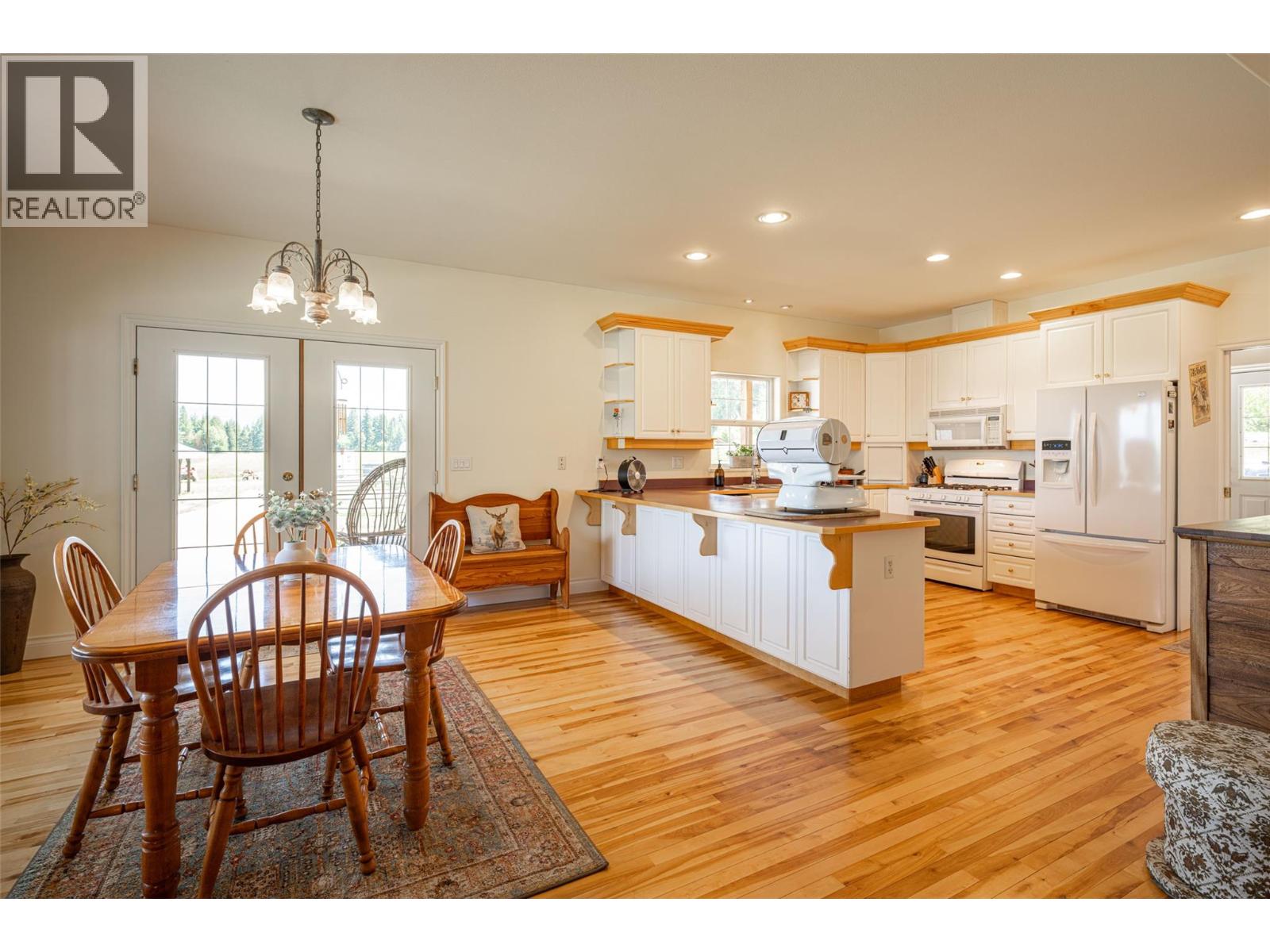 2990 50 Street Nw, Salmon Arm, British Columbia  V1E 4M2 - Photo 17 - 10379528