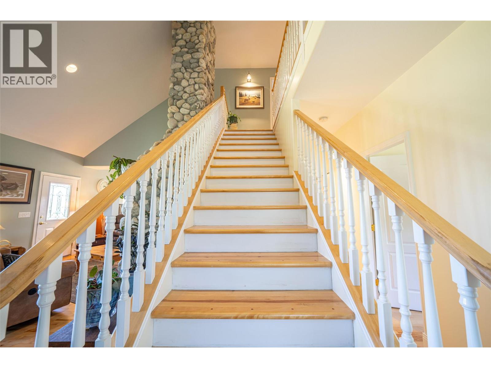 2990 50 Street Nw, Salmon Arm, British Columbia  V1E 4M2 - Photo 28 - 10379528