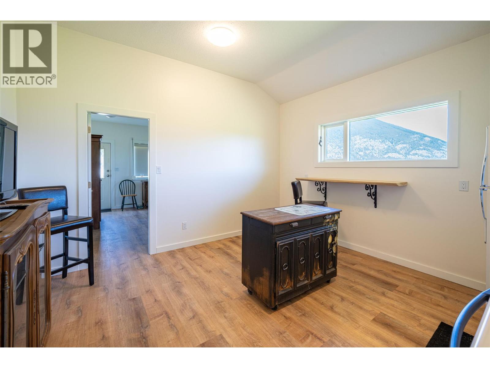 2990 50 Street Nw, Salmon Arm, British Columbia  V1E 4M2 - Photo 54 - 10379528