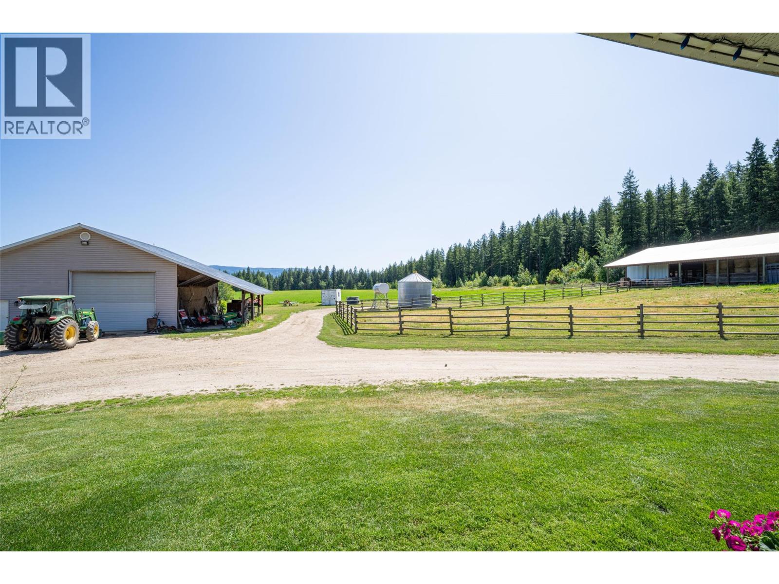 2990 50 Street Nw, Salmon Arm, British Columbia  V1E 4M2 - Photo 62 - 10379528