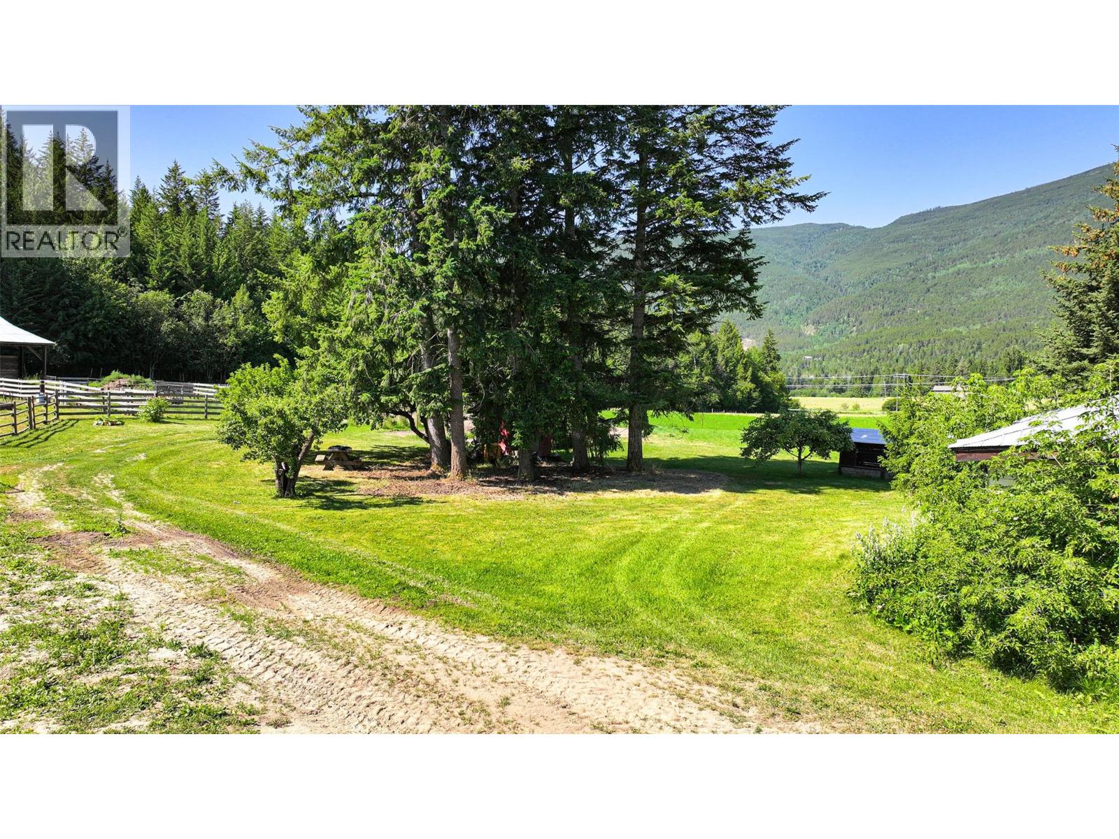 2990 50 Street Nw, Salmon Arm, British Columbia  V1E 4M2 - Photo 85 - 10379528