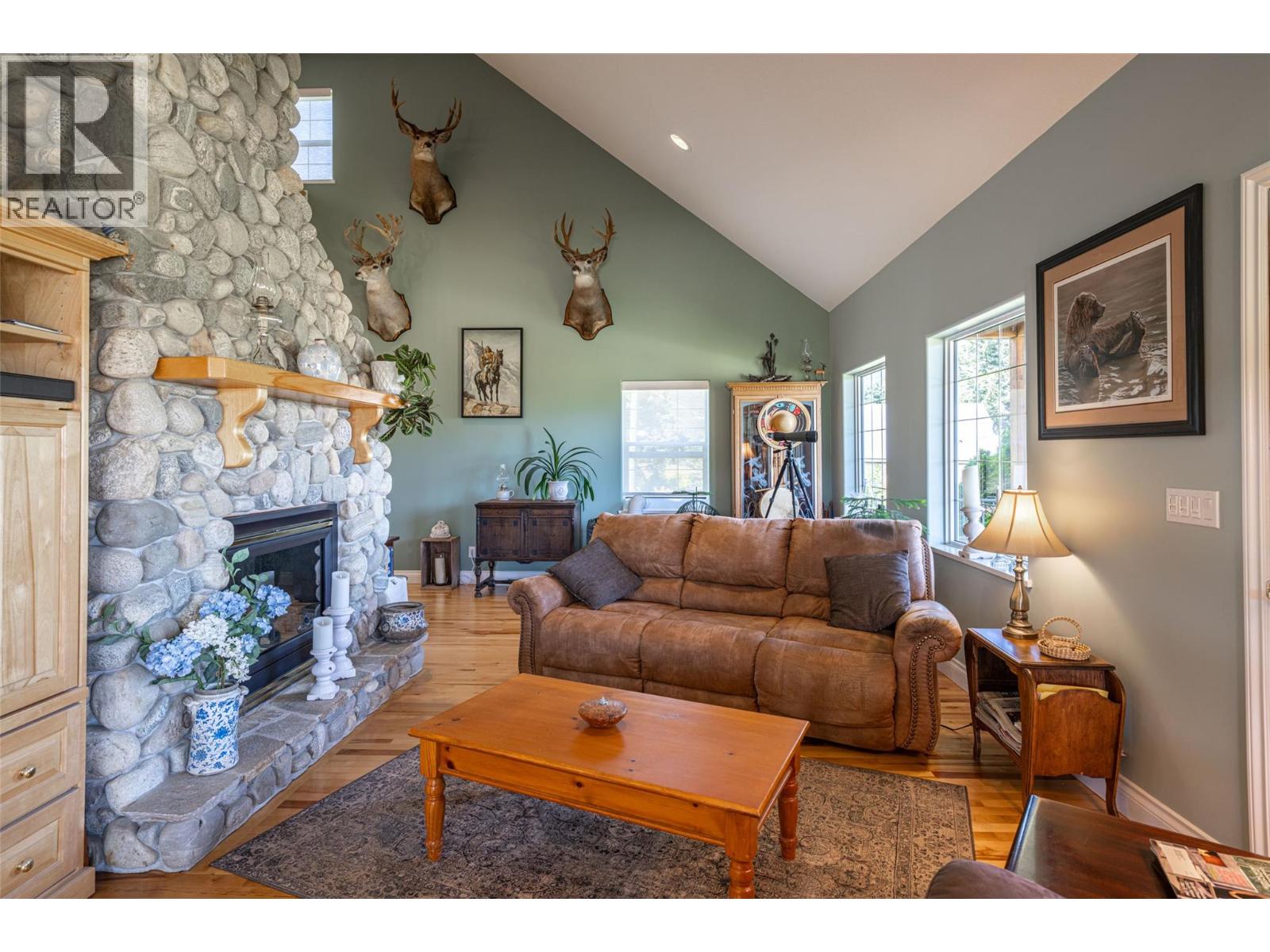 2990 50 Street Nw, Salmon Arm, British Columbia  V1E 4M2 - Photo 20 - 10379526