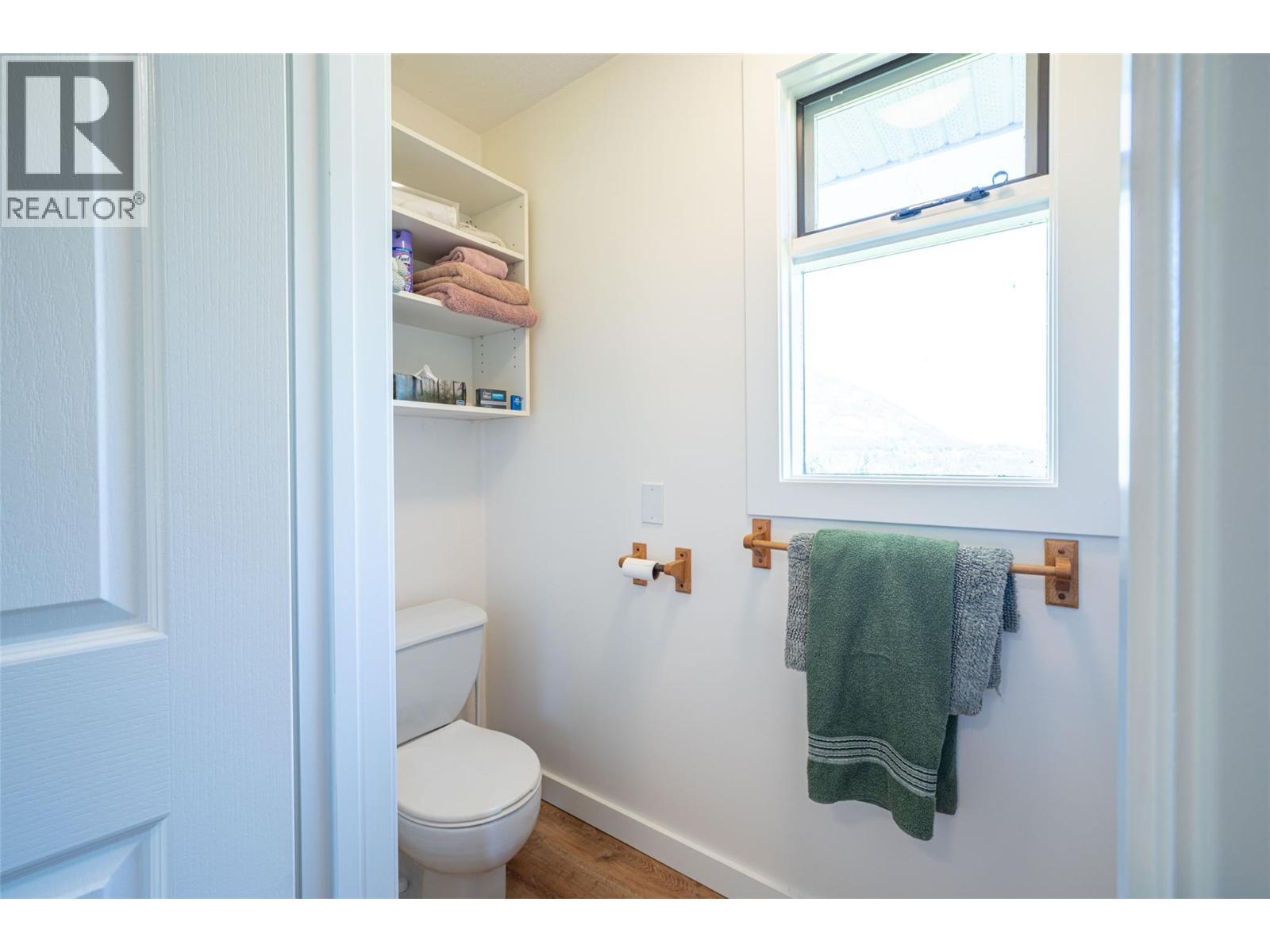 2990 50 Street Nw, Salmon Arm, British Columbia  V1E 4M2 - Photo 57 - 10379526