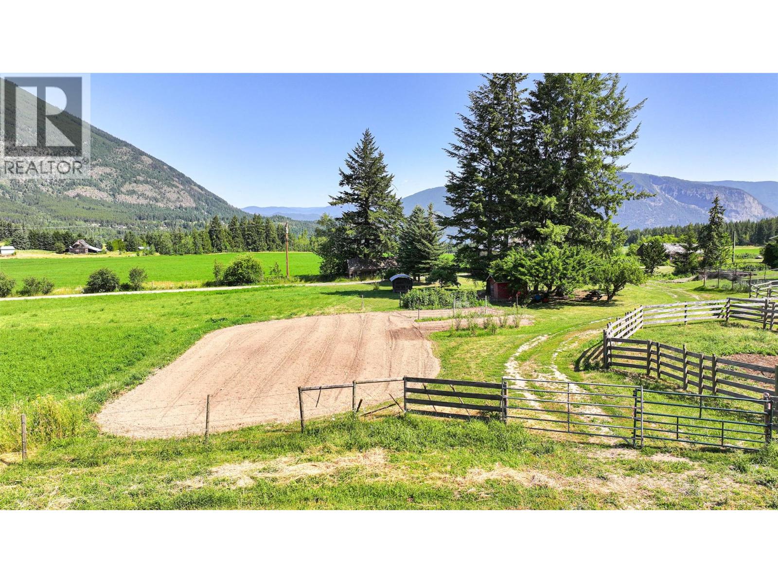 2990 50 Street Nw, Salmon Arm, British Columbia  V1E 4M2 - Photo 81 - 10379526