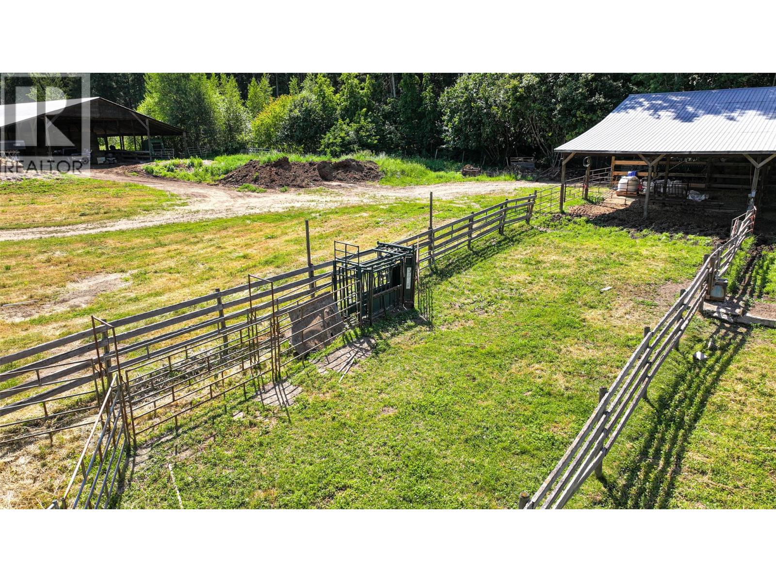 2990 50 Street Nw, Salmon Arm, British Columbia  V1E 4M2 - Photo 88 - 10379526