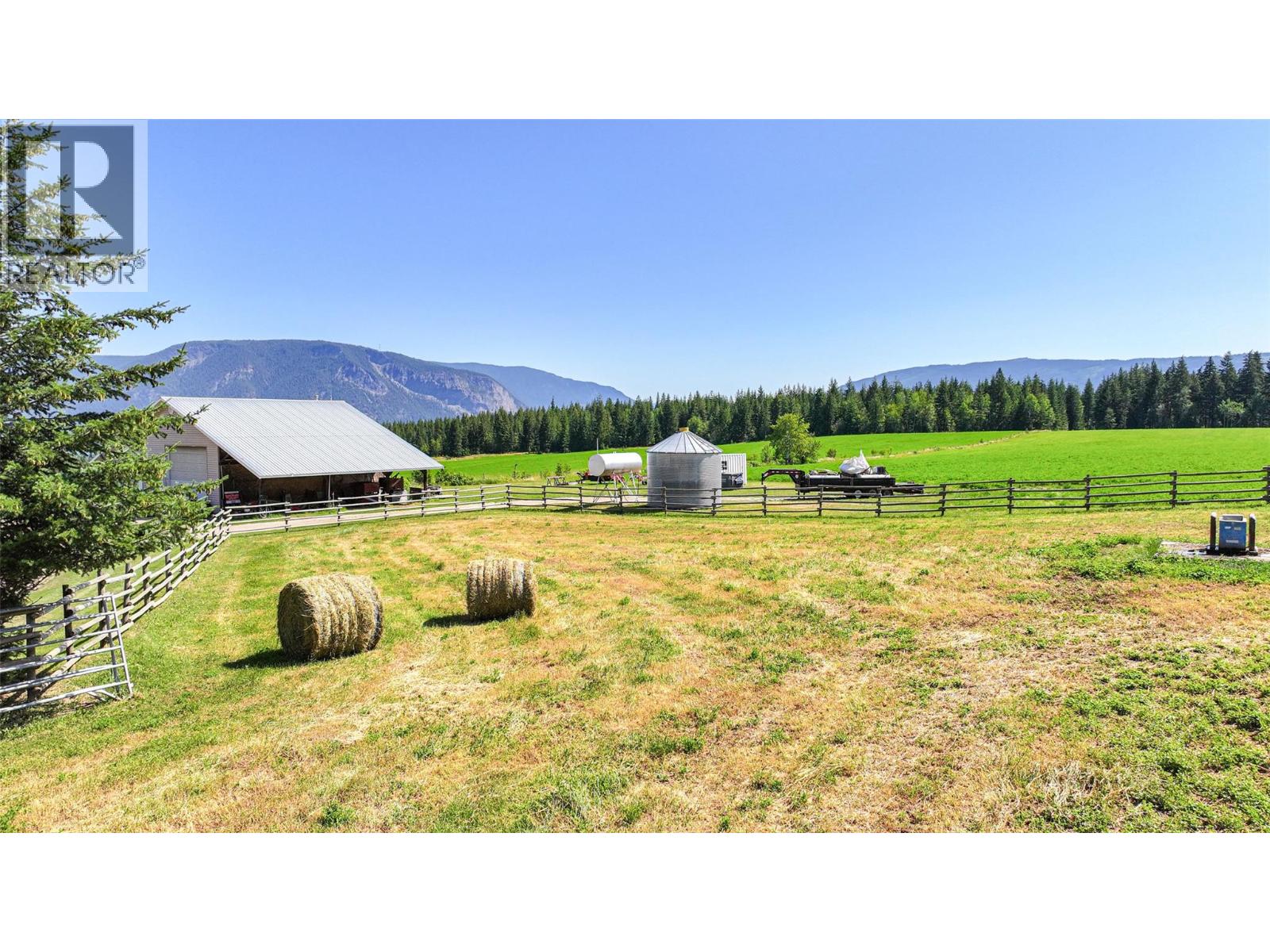 2990 50 Street Nw, Salmon Arm, British Columbia  V1E 4M2 - Photo 91 - 10379526
