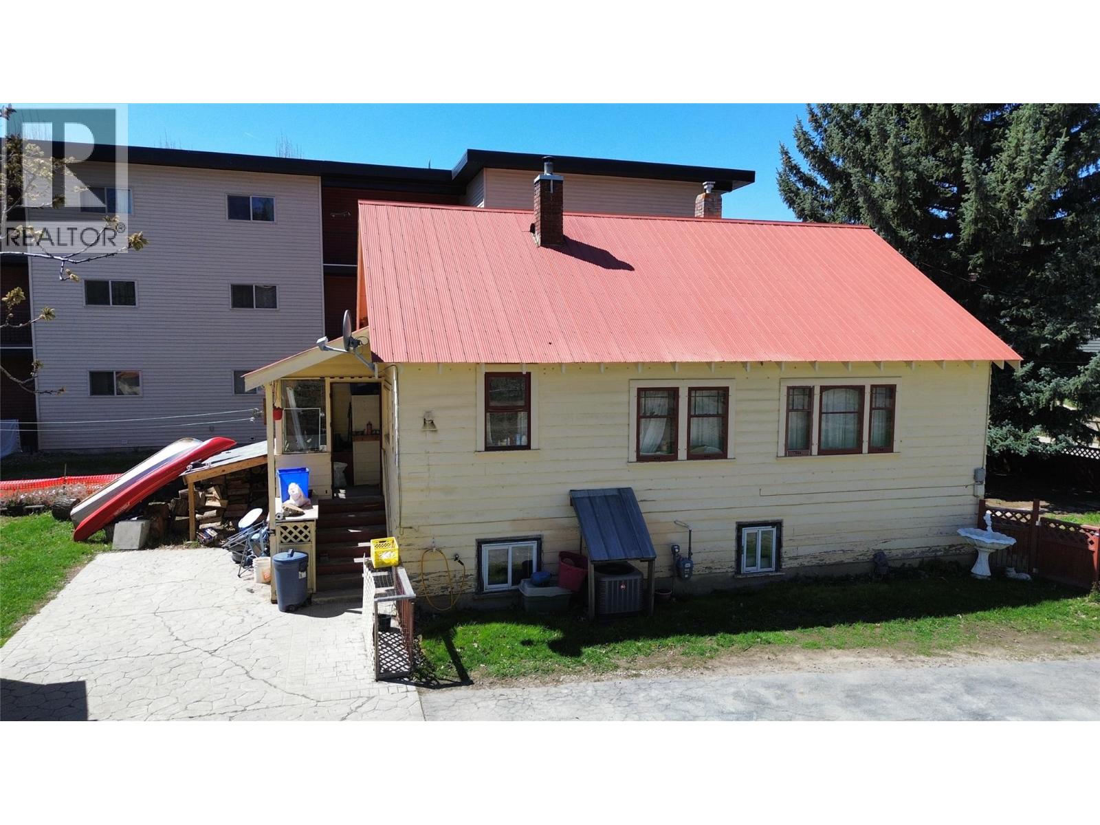 60 Angela Avenue, Princeton, British Columbia  V0X 1W0 - Photo 2 - 10379839