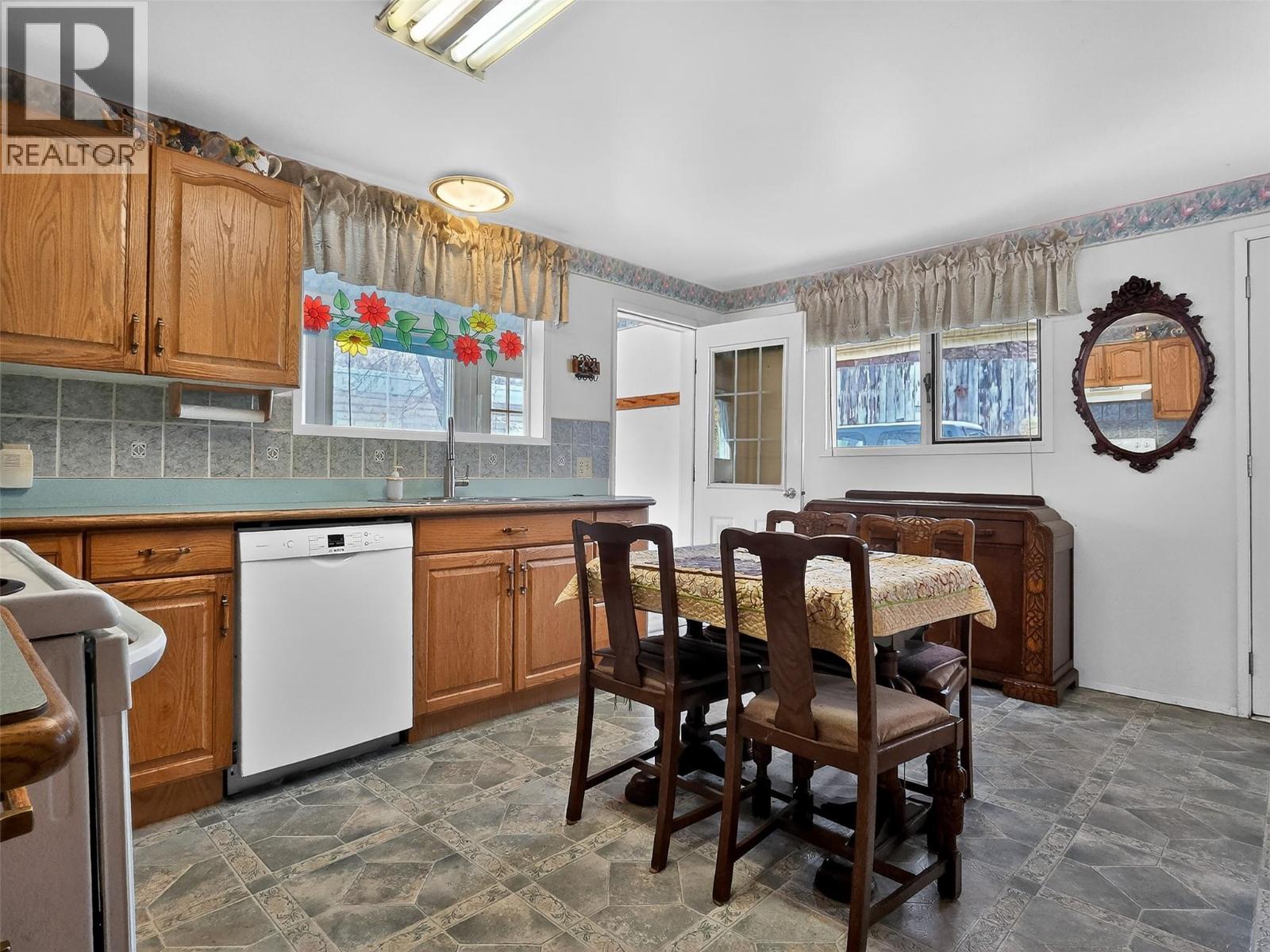124 97c Highway, Ashcroft, British Columbia  V0K 1A0 - Photo 5 - 10379857