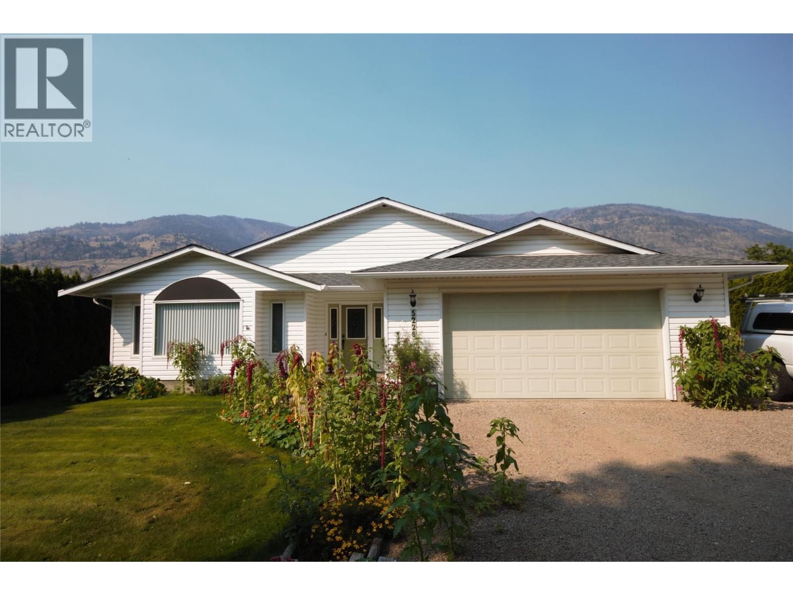 5226 Haynes Road, Oliver, British Columbia  V0H 1T1 - Photo 1 - 10379841