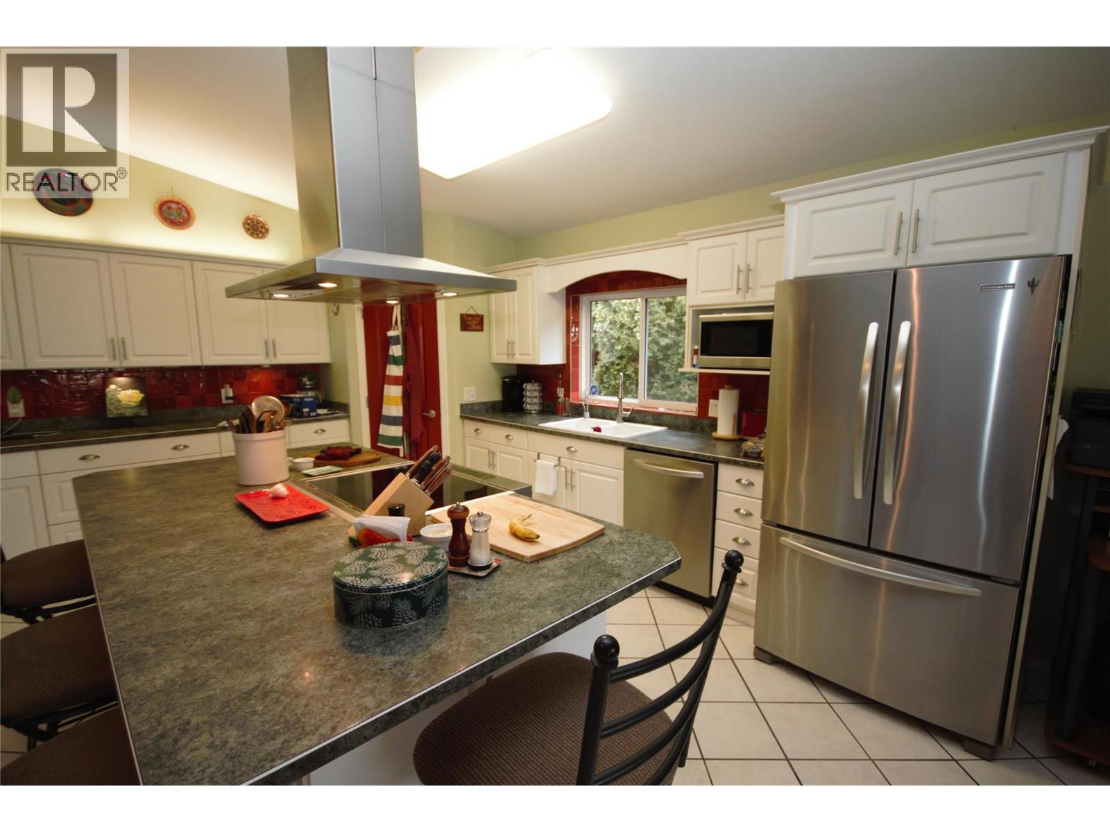 5226 Haynes Road, Oliver, British Columbia  V0H 1T1 - Photo 15 - 10379841