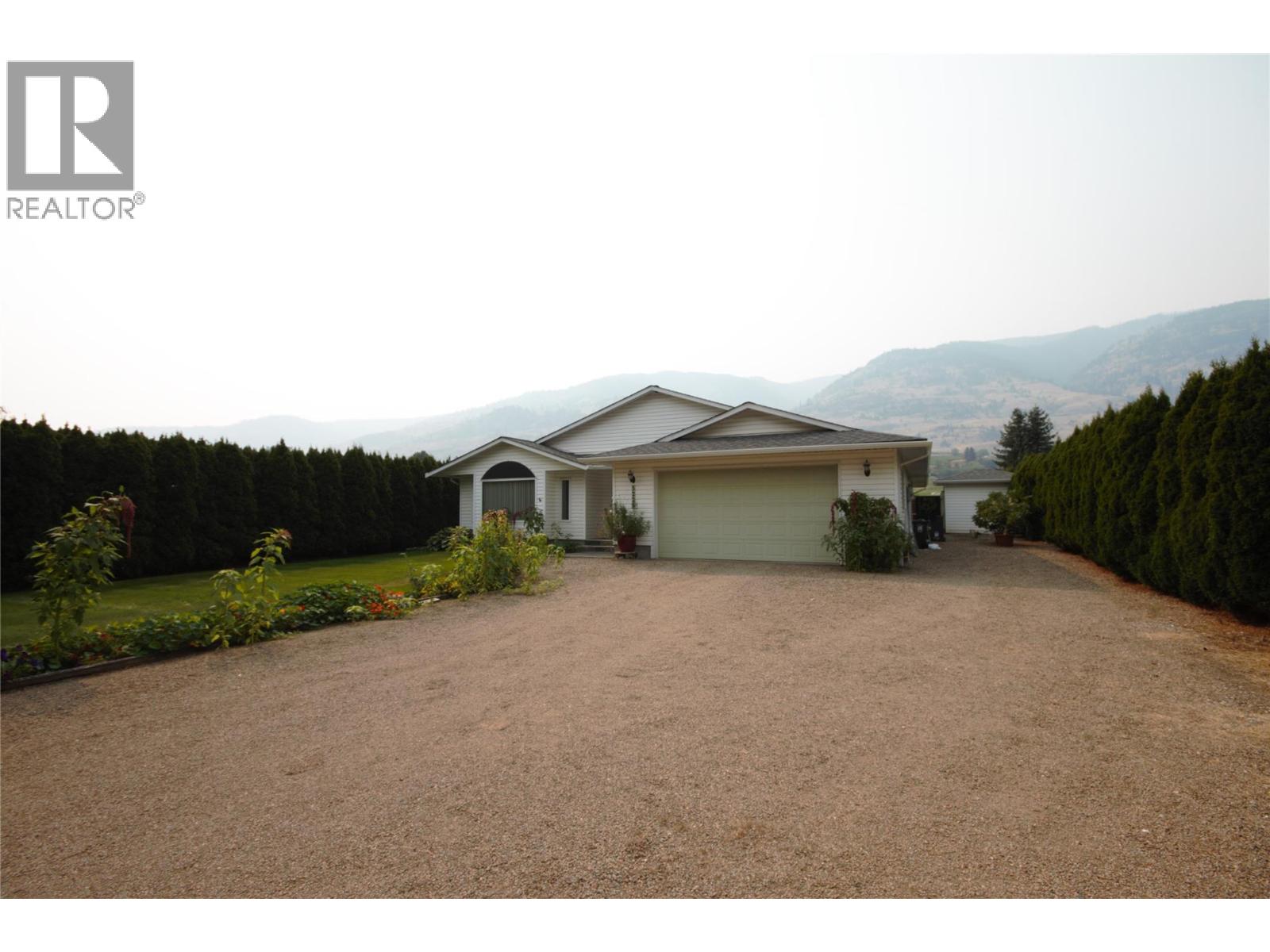 5226 Haynes Road, Oliver, British Columbia  V0H 1T1 - Photo 3 - 10379841
